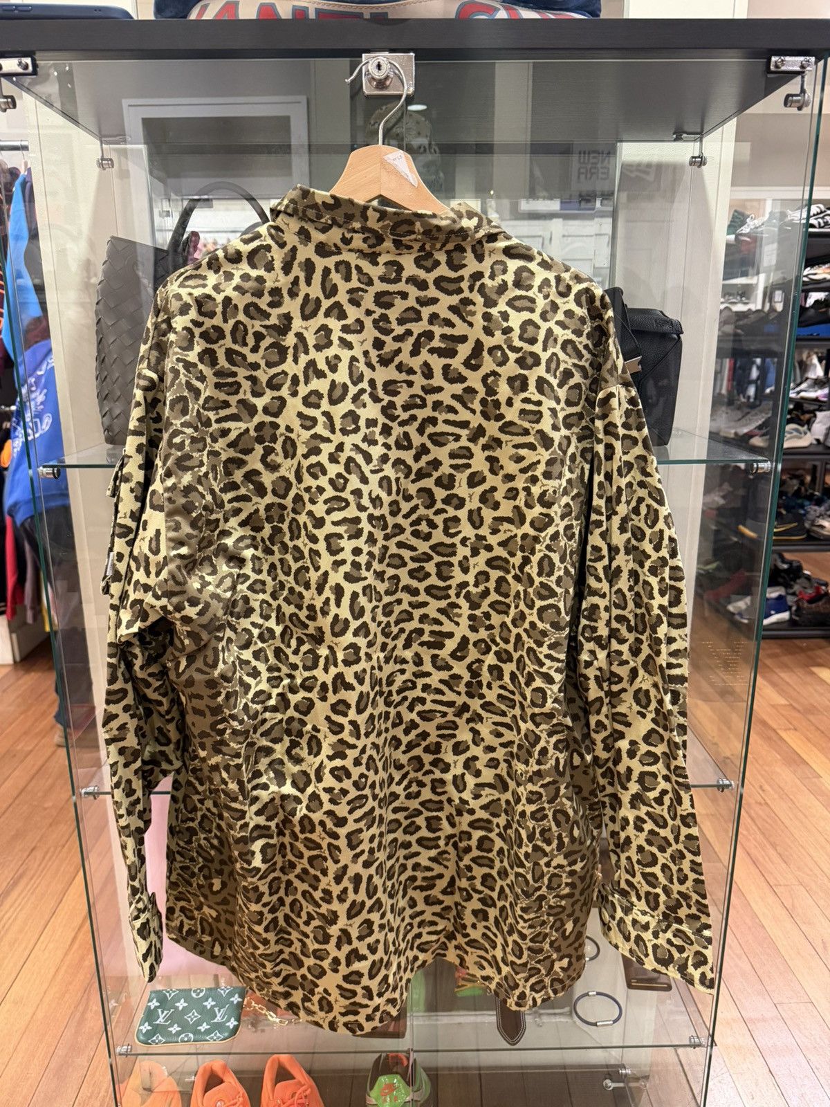 Wtaps WTAPS Urban Territory Jungle 01 Leopard Camo Button Down Size US XL / EU 56 / 4 - 2 Thumbnail