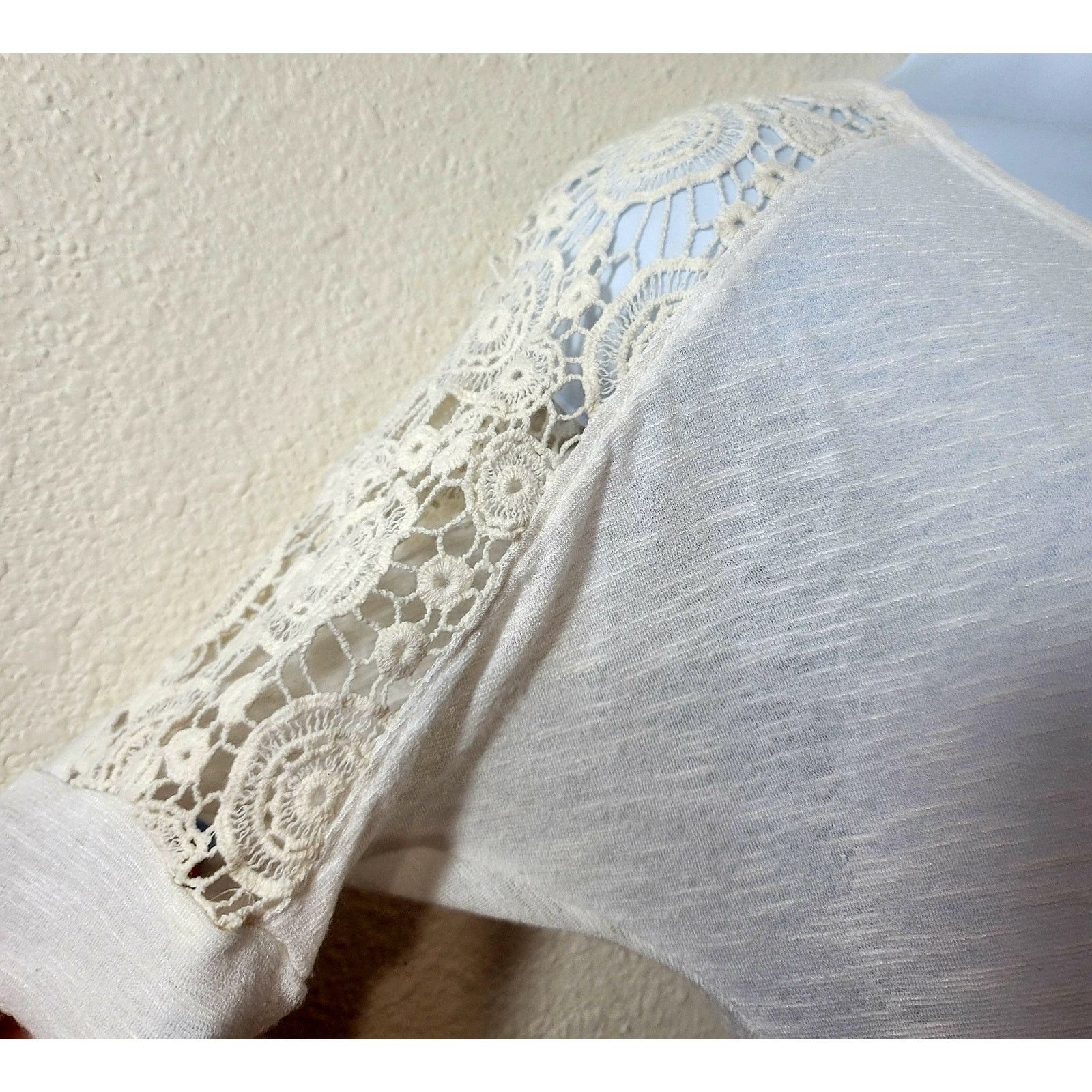 Other Monteau Cream Slub Knit Crochet Lace Shoulders Top Small Size S / US 4 / IT 40 - 2 Thumbnail