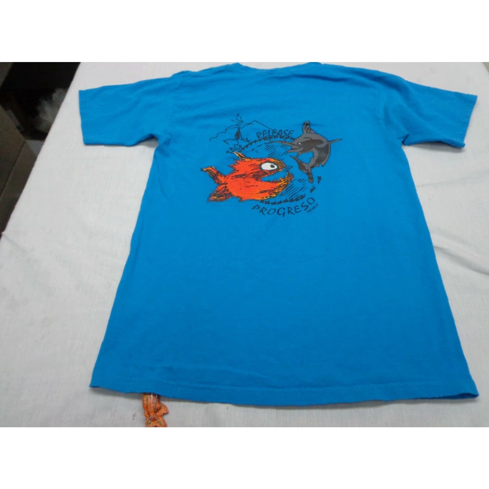 Vintage Pirana Joe Progeso Mexico Tag & Release Blue T Shirt Size Small Shirt Mens 100% Cotton Crew Neck Short Sleeve Blue Size US S / EU 44-46 / 1 - 8 Thumbnail