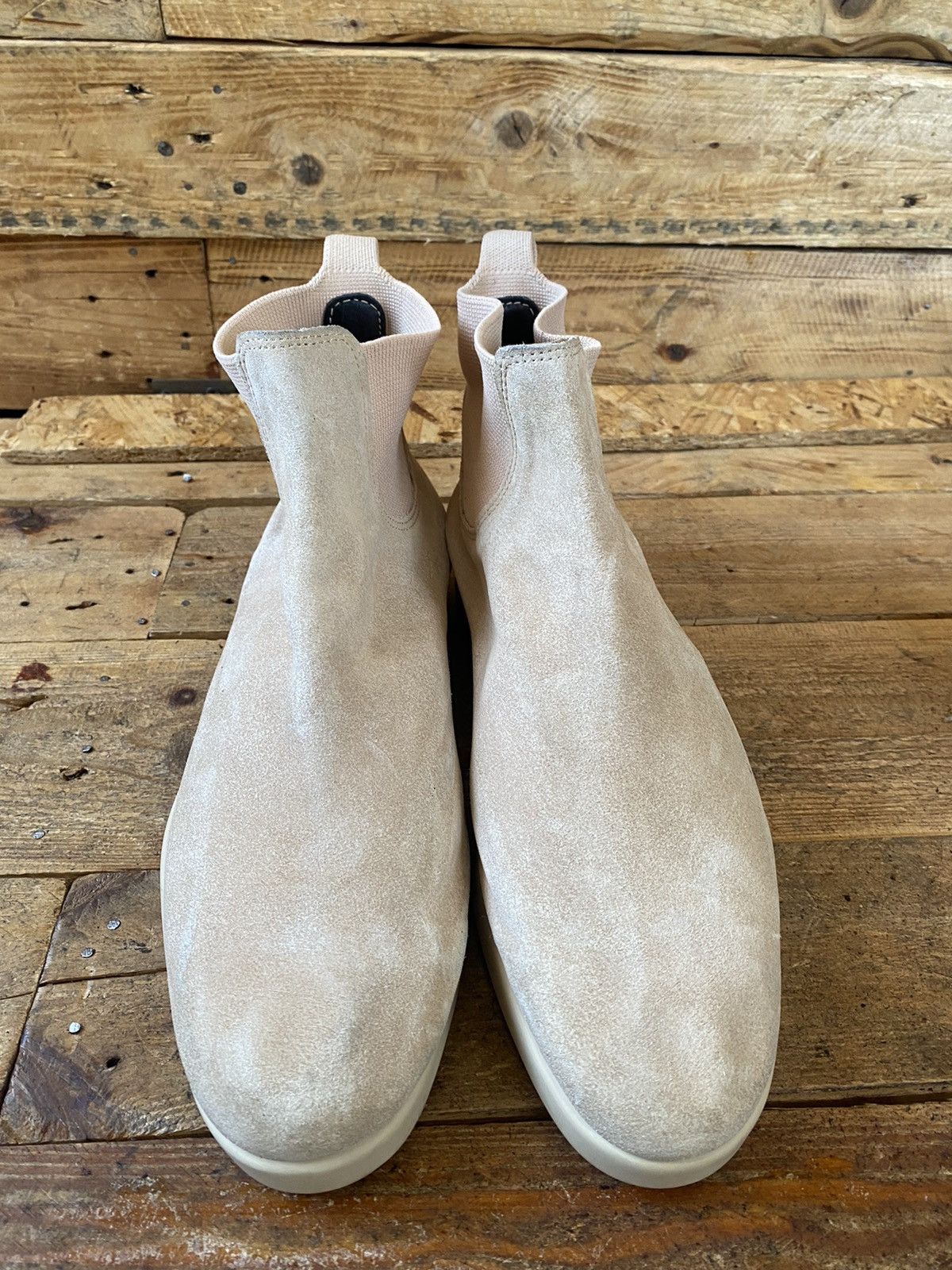 Marc Newson × R.M. Williams R.m.williams yard boots dusty pink suede chelsea boots sz11 Size US 11 / EU 44 - 5 Thumbnail