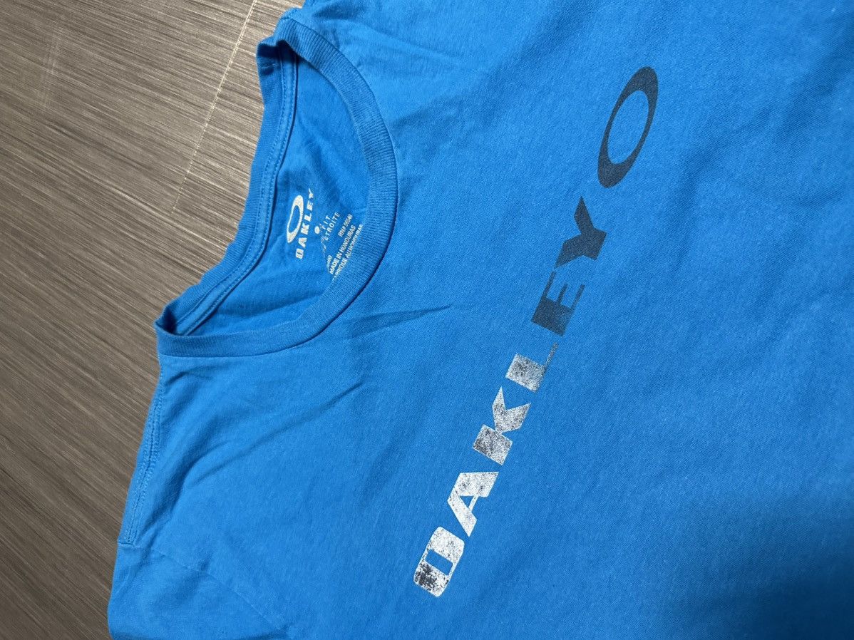 Oakley Oakley Vintage t shirt Size US XL / EU 56 / 4 - 2 Thumbnail