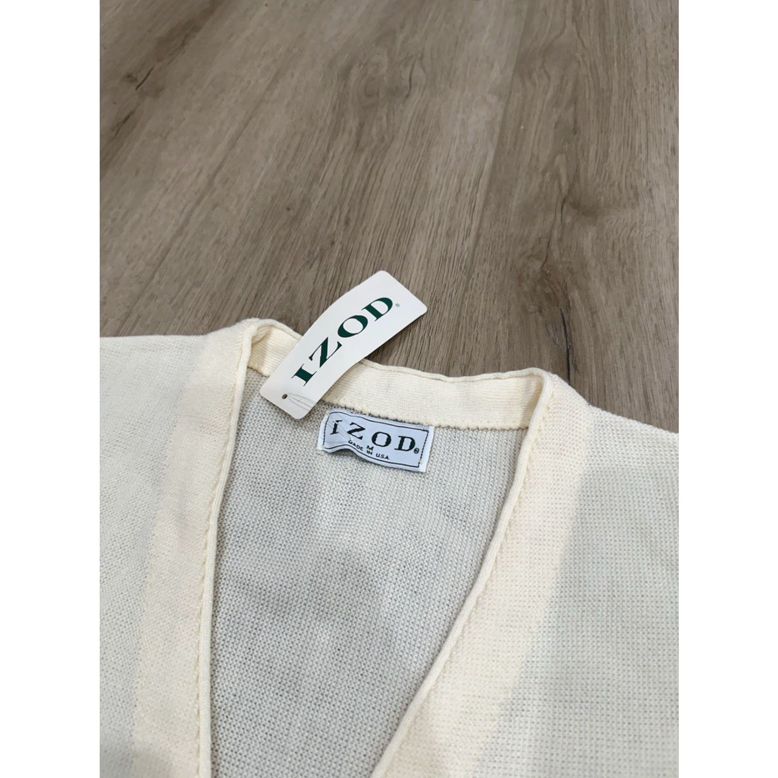 Izod VINTAGE IZOD Cardigan Sweater Mens M Ivory Knit Logo USA 80s 90s Grandpa Made In USA Size US M / EU 48-50 / 2 - 6 Thumbnail