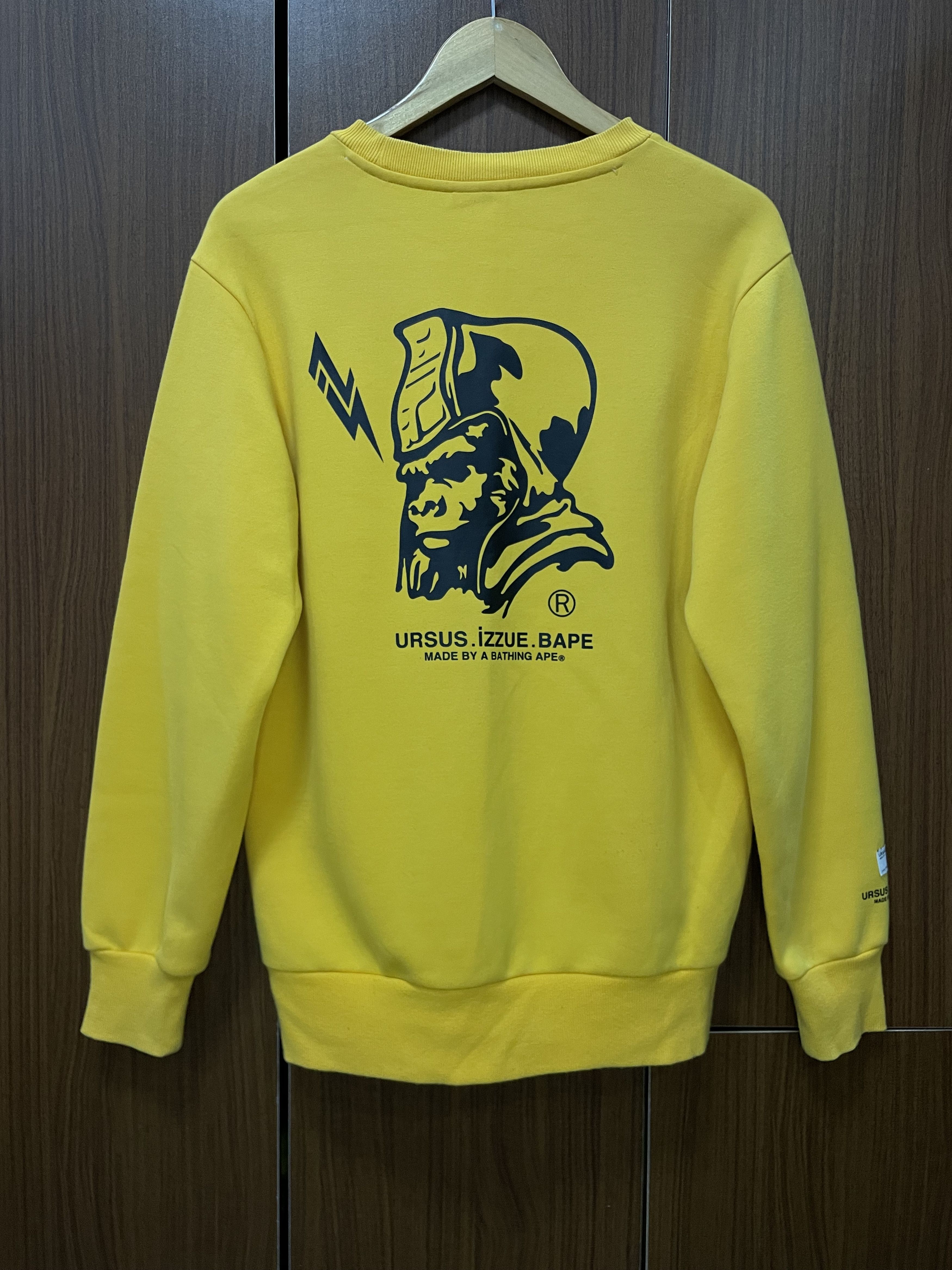 Bape Izzue x Bape General Crewneck Size US M / EU 48-50 / 2 - 8 Thumbnail