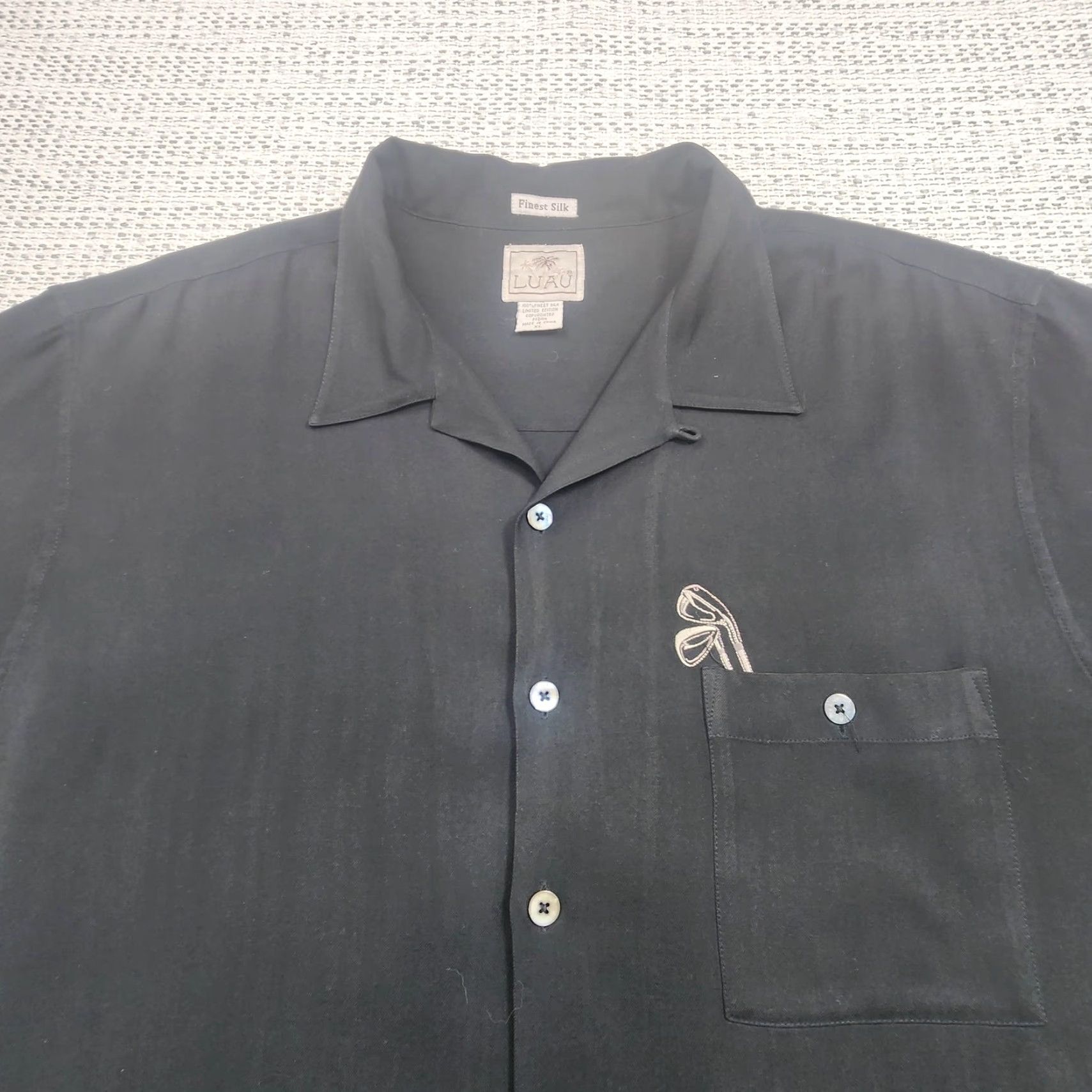 Vintage VINTAGE Luau Shirt Mens XL Black 100% Silk Aloha Camp Embroidered Back Parrot Golf Palm Shirt Size US XL / EU 56 / 4 - 6 Thumbnail