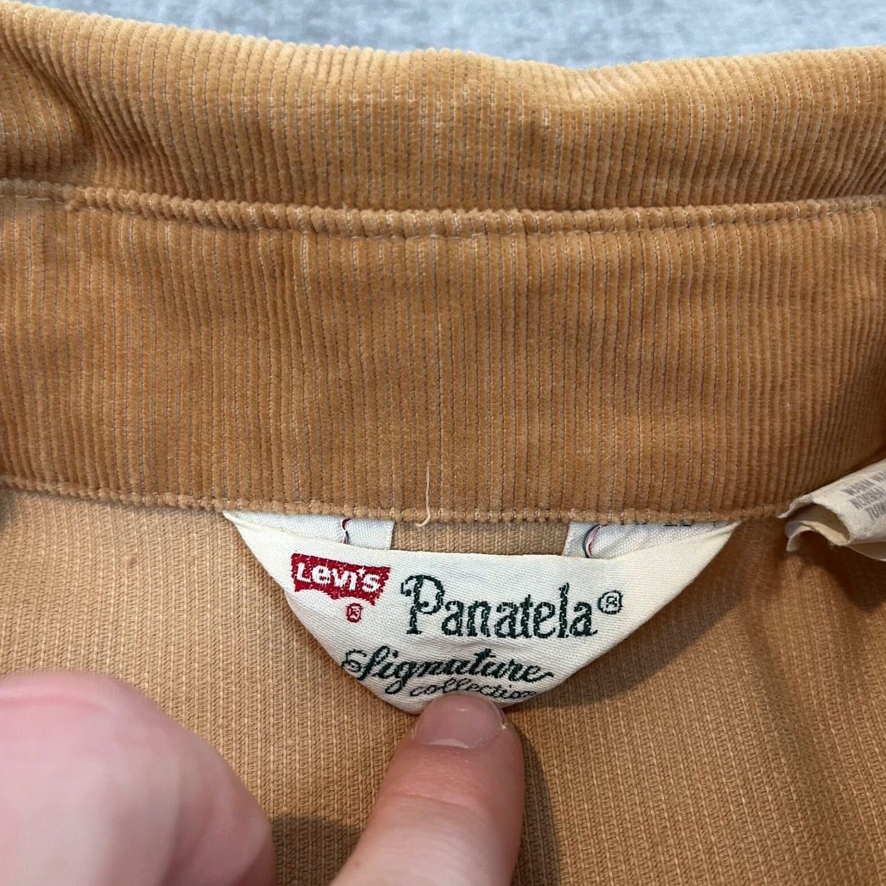 Levi's Levi's Button-Up Shirt Mens Large Corduroy Panatela Brown 70s 80s Classic Casual Workwear Mens Size US L / EU 52-54 / 3 - 3 Thumbnail