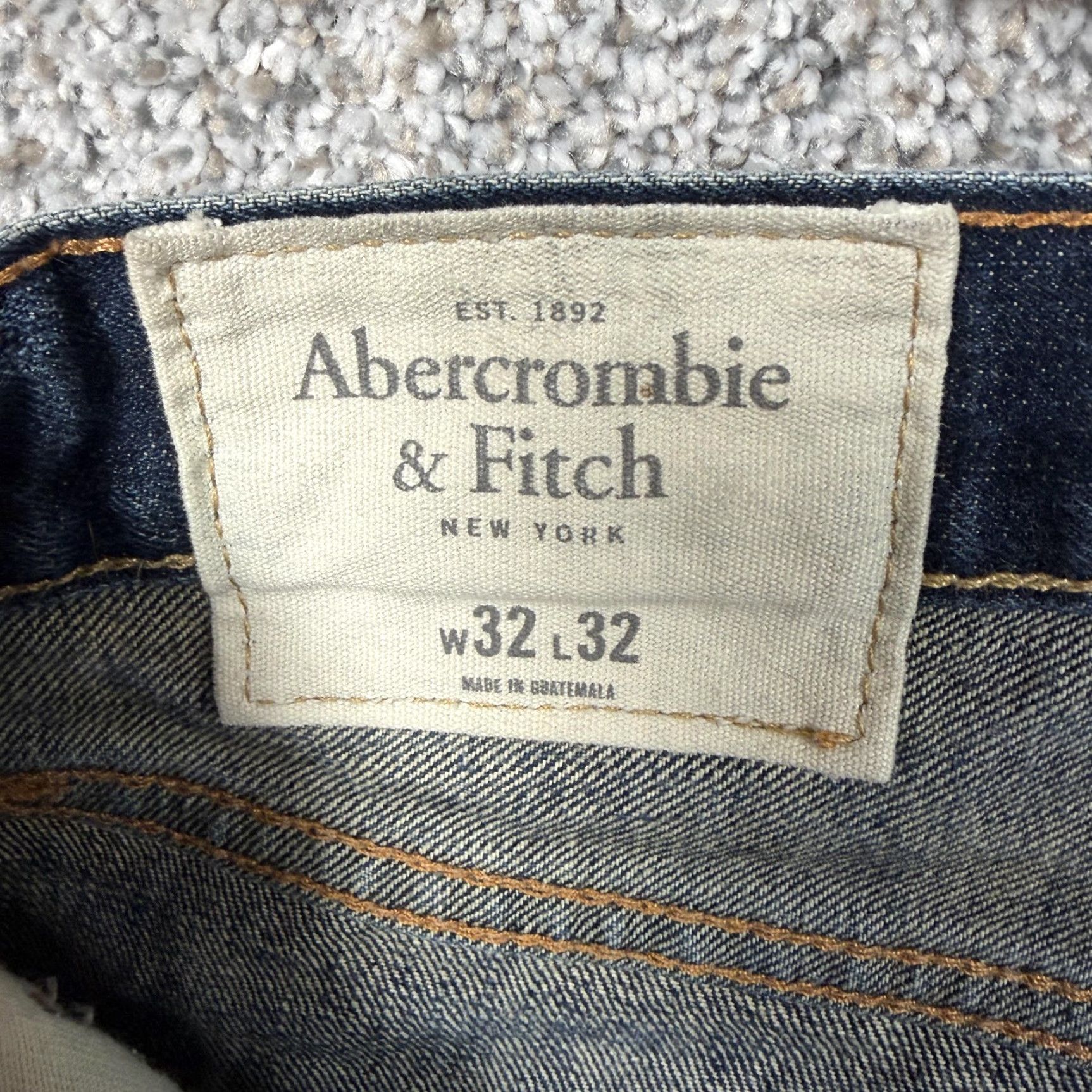 Abercrombie & Fitch Abercrombie & Fitch Jeans Mens 32x31 Blue Straight Denim Mid-Blue 5-Pocket Logo Patch Vintage No Womens? Size US 32 / EU 48 - 7 Thumbnail