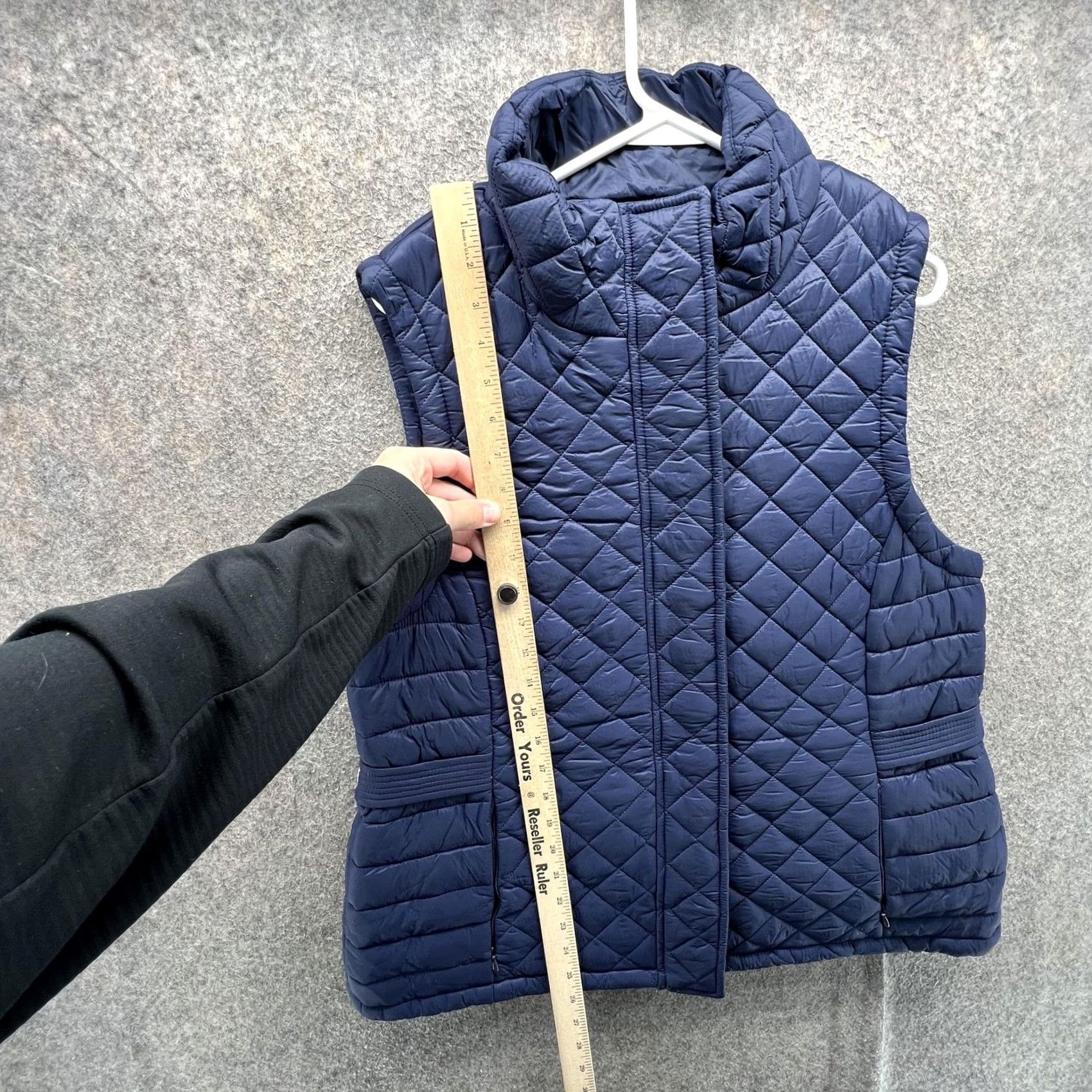 Tommy Hilfiger Tommy Hilfiger Vest Womens Large Blue Quilted Puffer Insulated Zip Stand Collar Vest Womens L Blue Quilted Puffer Insulated Zip Stand Collar Size L / US 10 / IT 46 - 6 Thumbnail