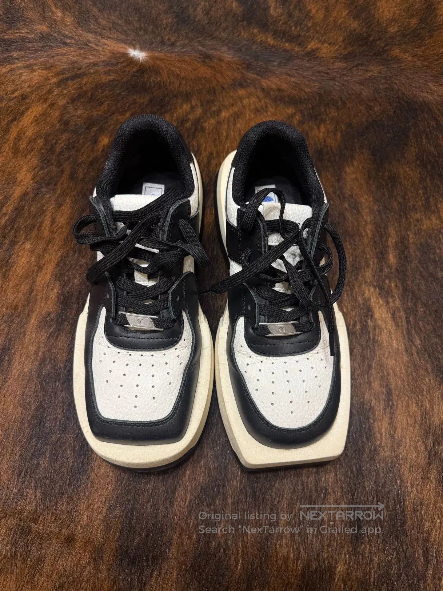 Japanese Brand CHOCO CONCERT Black White Low-Top Sneakers. Size US 8 / IT 38 - 1 Thumbnail