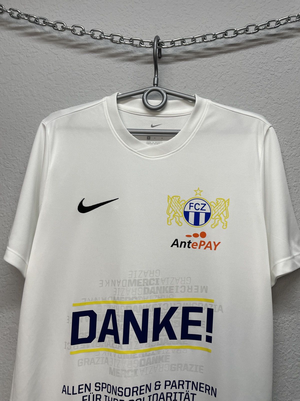 Vintage Vintage Nike FC Zurich Home Football Jersey Blockcore Tee Size US M / EU 48-50 / 2 - 8 Thumbnail