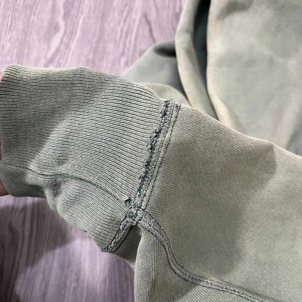 Japanese Brand Crazy SunFaded Champion Reverse Weave Basic Logo Hodie Size US L / EU 52-54 / 3 - 21 Thumbnail