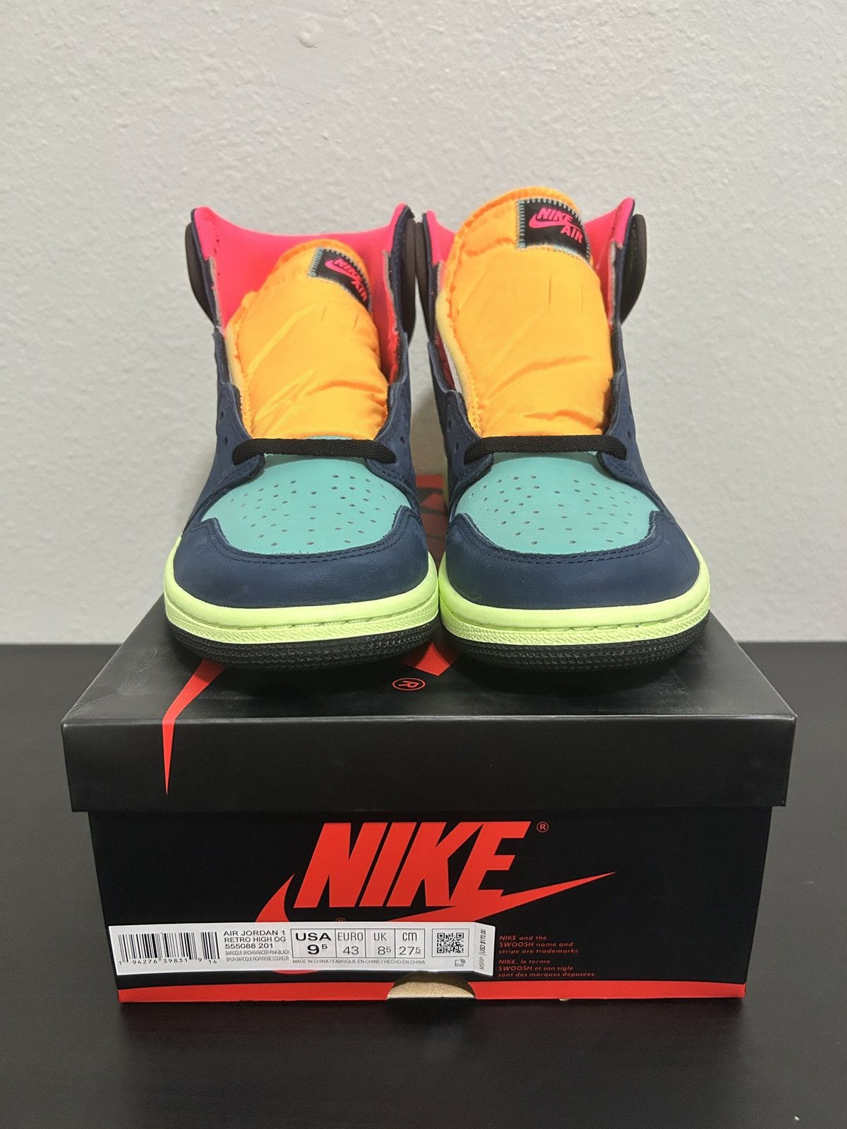 Jordan Brand Jordan 1 High Tokyo Bio Hack ☢️ Size US 9.5 / EU 42-43 - 4 Thumbnail