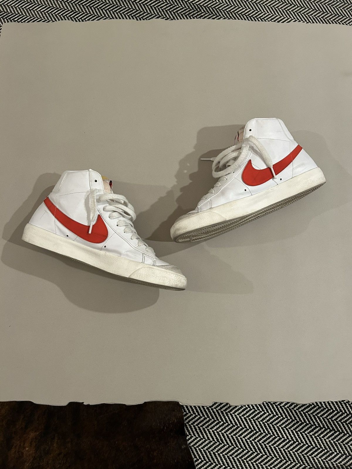 Nike Blazer Mid '77 Vintage 'Habanero Red'