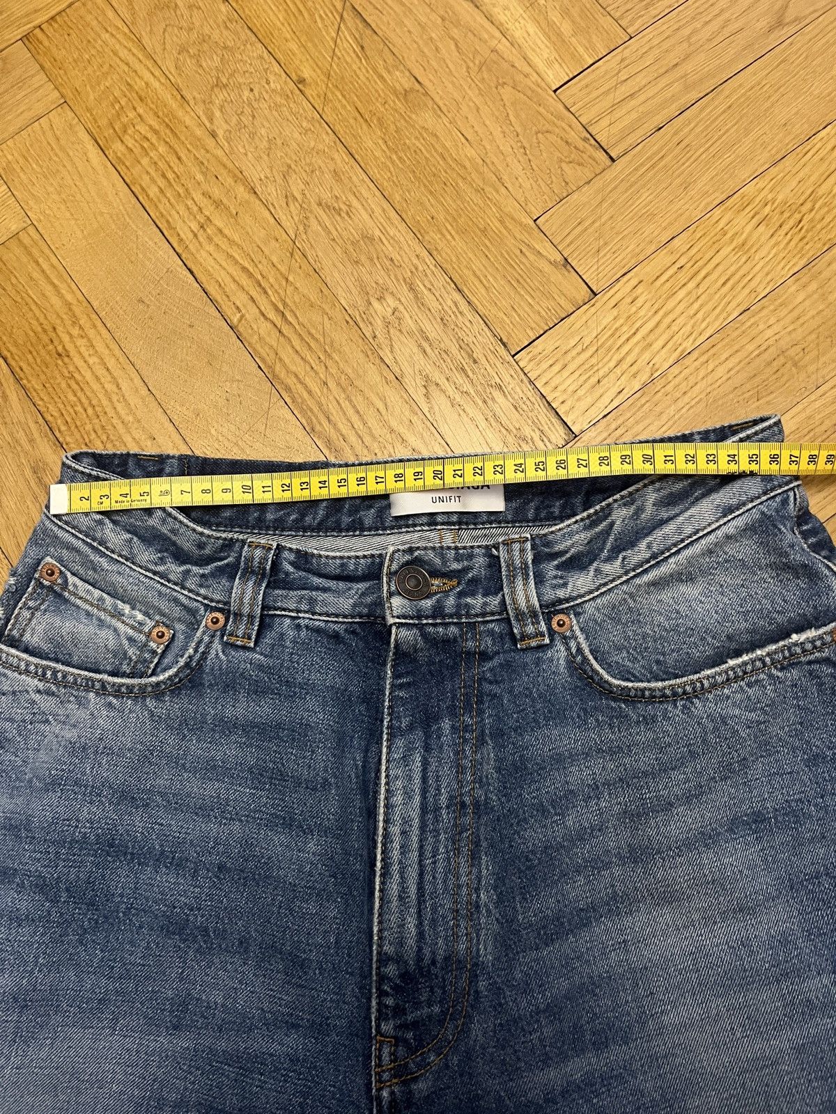 Balenciaga Balenciaga baggy skater distressed jeans Size US 27 - 8 Thumbnail