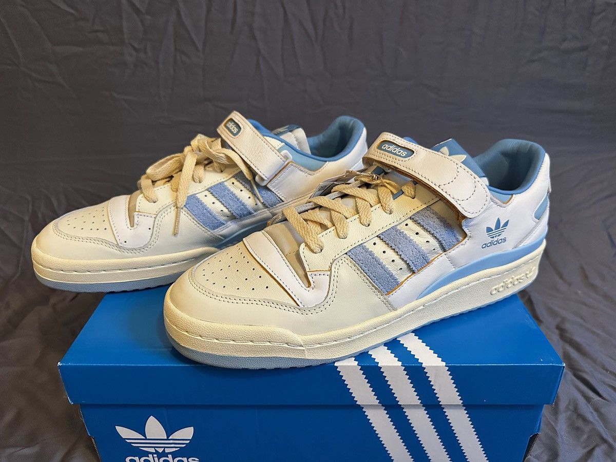 Adidas *NEW* Adidas Originals Forum 84 Low UNC Blue White NIB Size US 10.5 / EU 43-44 - 1 Thumbnail