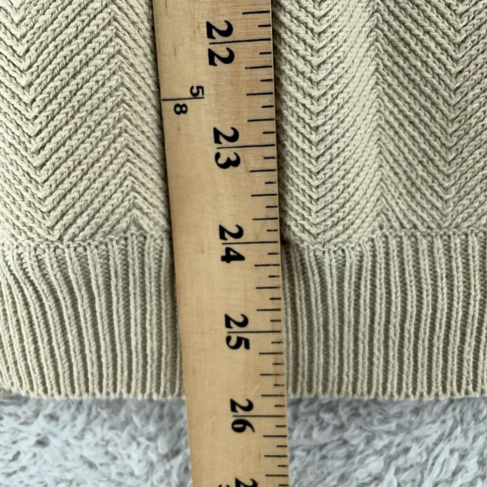 Eddie Bauer VINTAGE Eddie Bauer Sweater Vest Beige Cable Knit Sleeveless Cardigan Adult Small Size US S / EU 44-46 / 1 - 5 Thumbnail