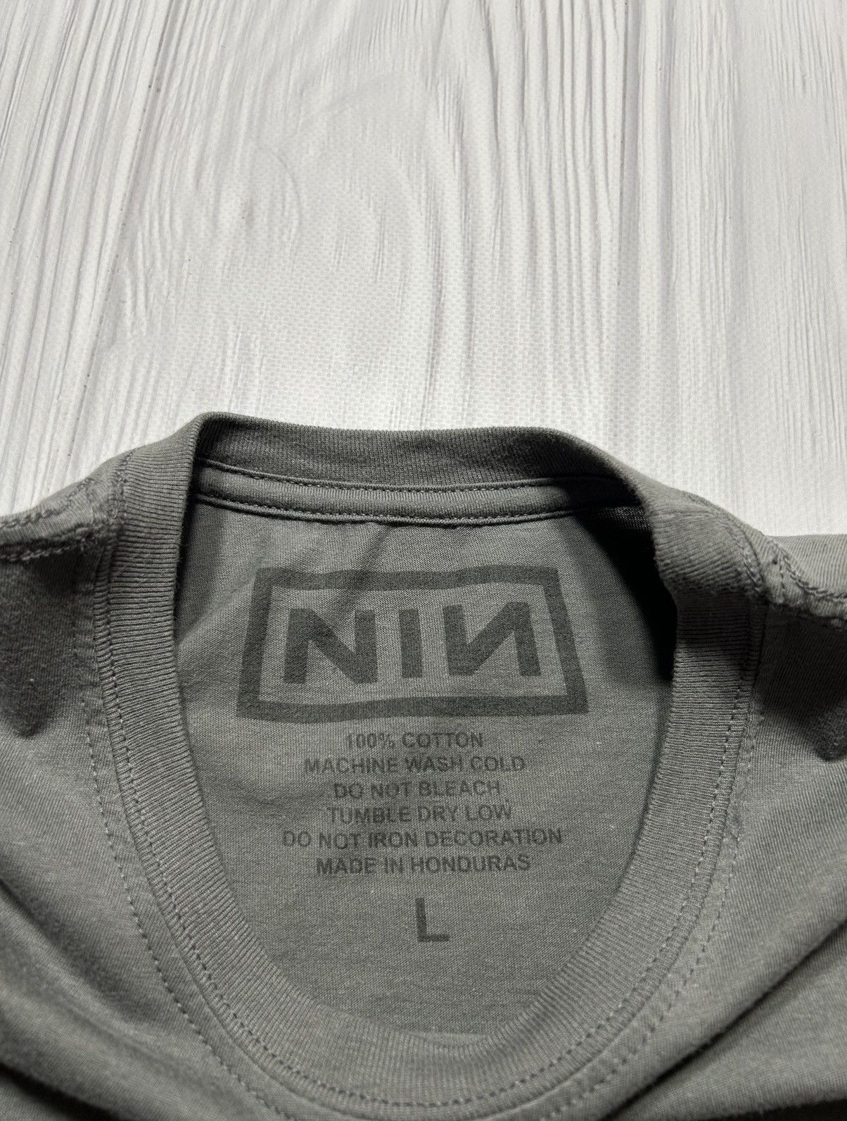 Band Tees Vintage Style NIN Nine Inch Nails Band T-Shirt Size US L / EU 52-54 / 3 - 7 Thumbnail