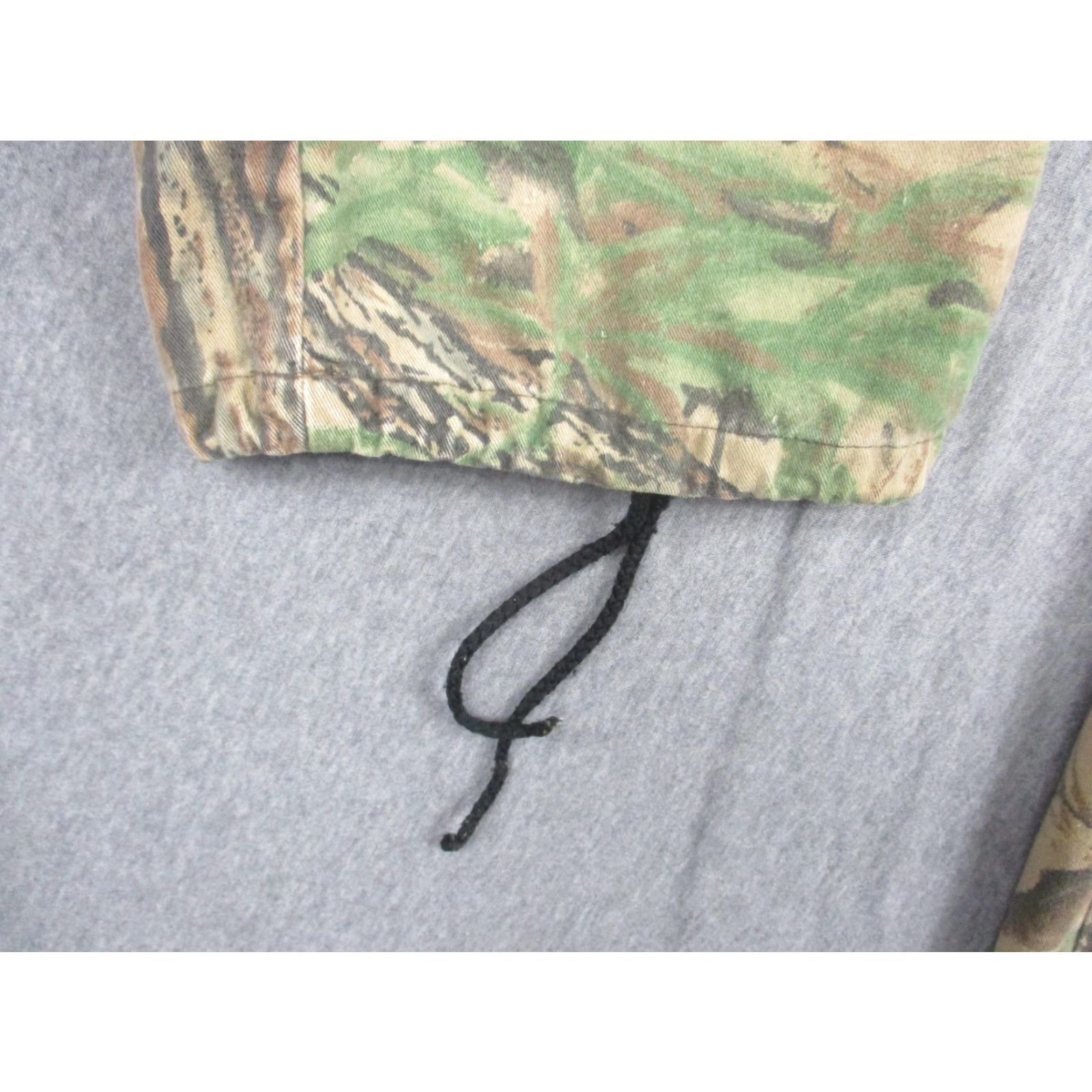 Walls Walls Realtree Camo Cargo Pants Mens XL 42-44 Cotton Workwear Ink Green Camouflage Adjustable Drawstring 31 Inseam Mens Size US 36 / EU 52 - 7 Thumbnail