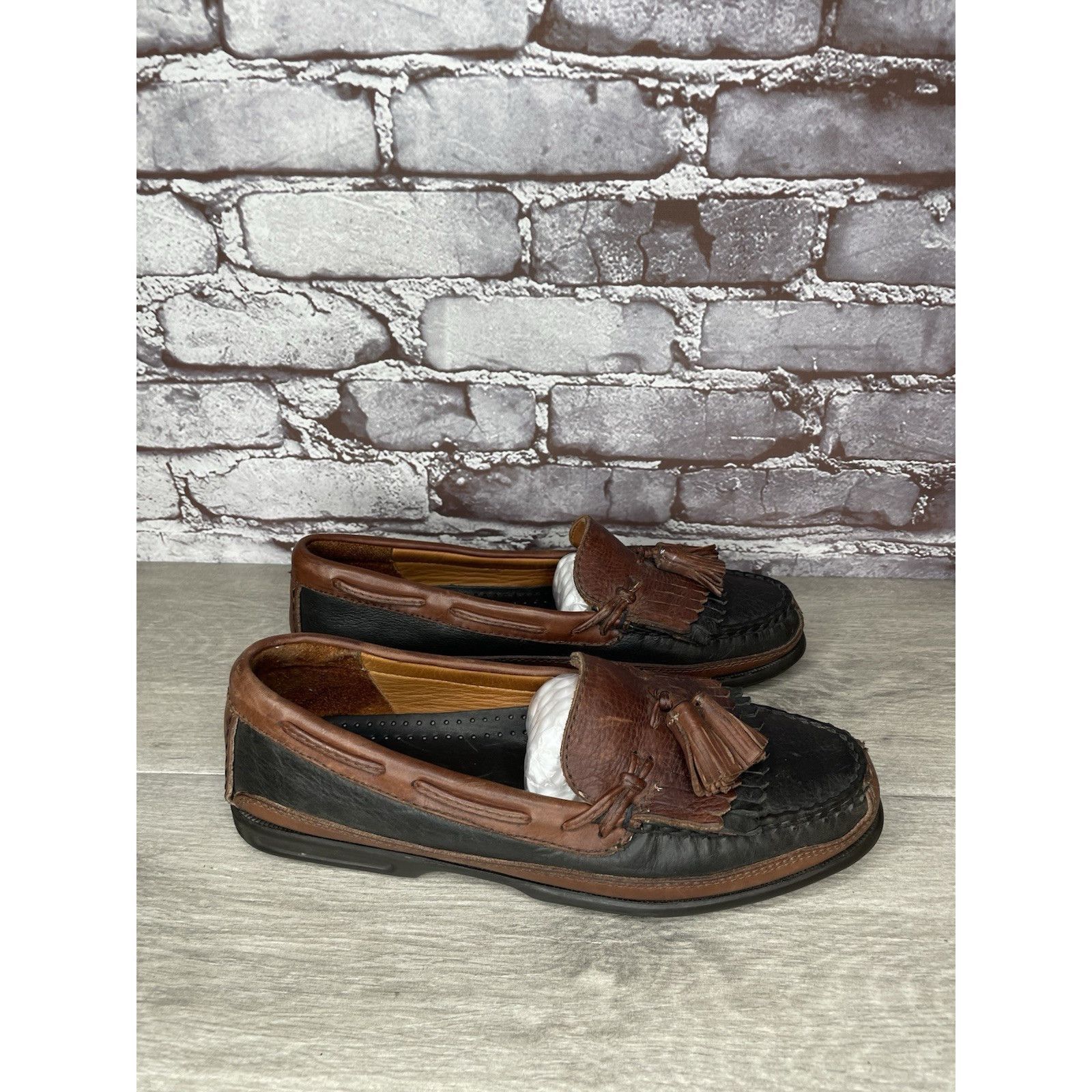 Johnston & Murphy Johnston & Murphy Passport Brown Black Kiltie Tassel Loafer Size US 9 / EU 42 - 16 Thumbnail