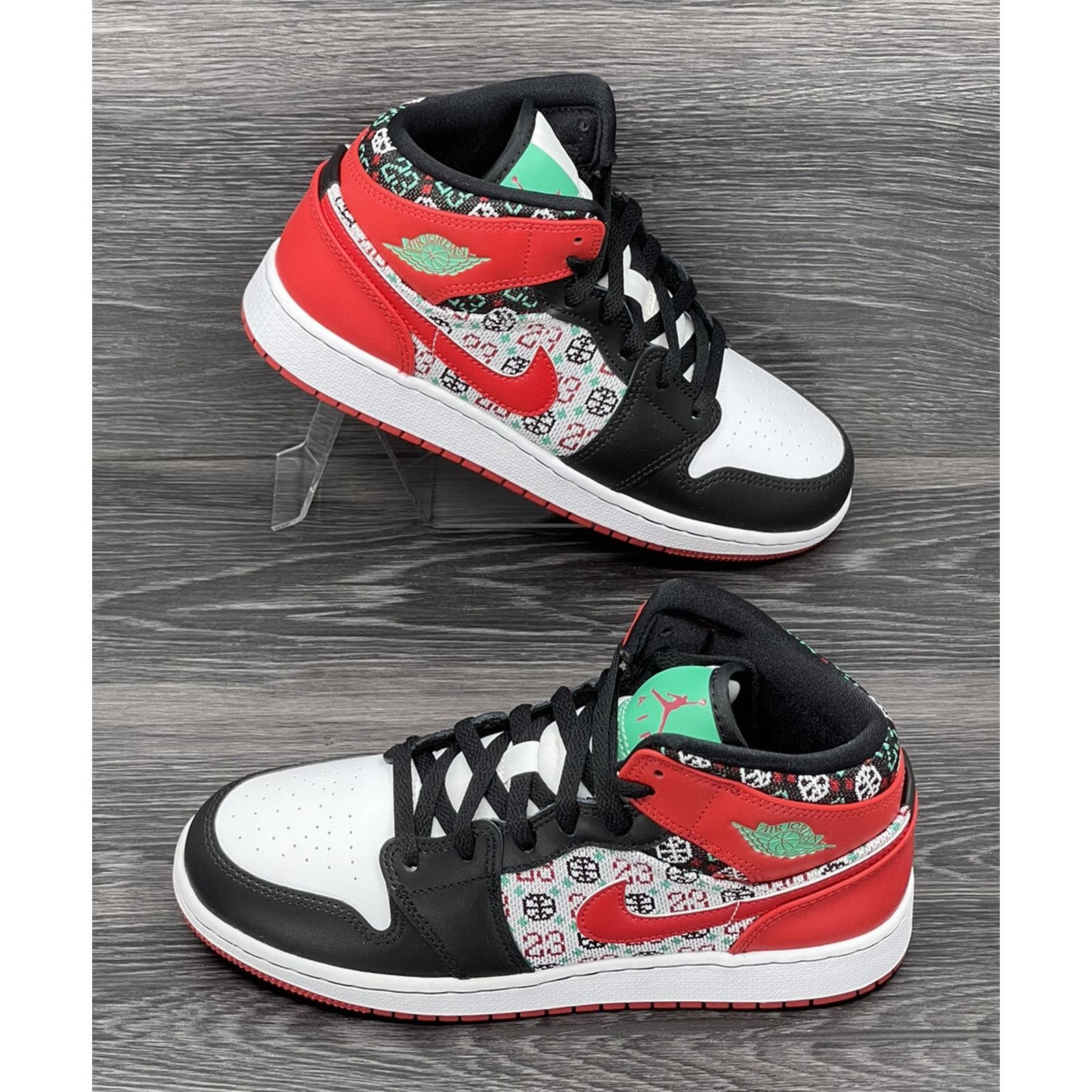 Jordan Brand GS Air Jordan 1 Mid SE "Ugly Sweater", 5.5Y [new] DM1208-150 Size US 5.5 / EU 38 - 1 Thumbnail