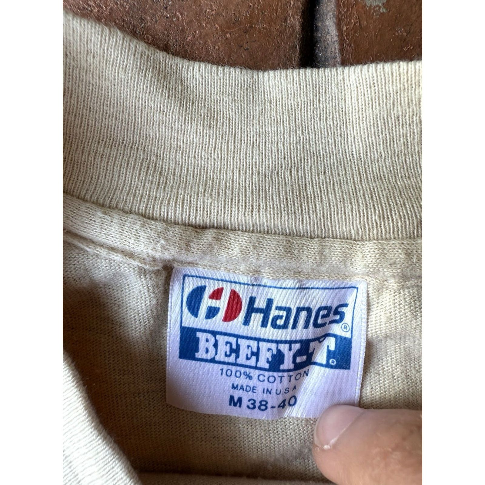 Hanes VINTAGE M-2 Bradley Army Tank T-Shirt Medium Short Sleeve Crew Neck 50/50 USA Hanes Army 80s Military Men Size US M / EU 48-50 / 2 - 2 Thumbnail