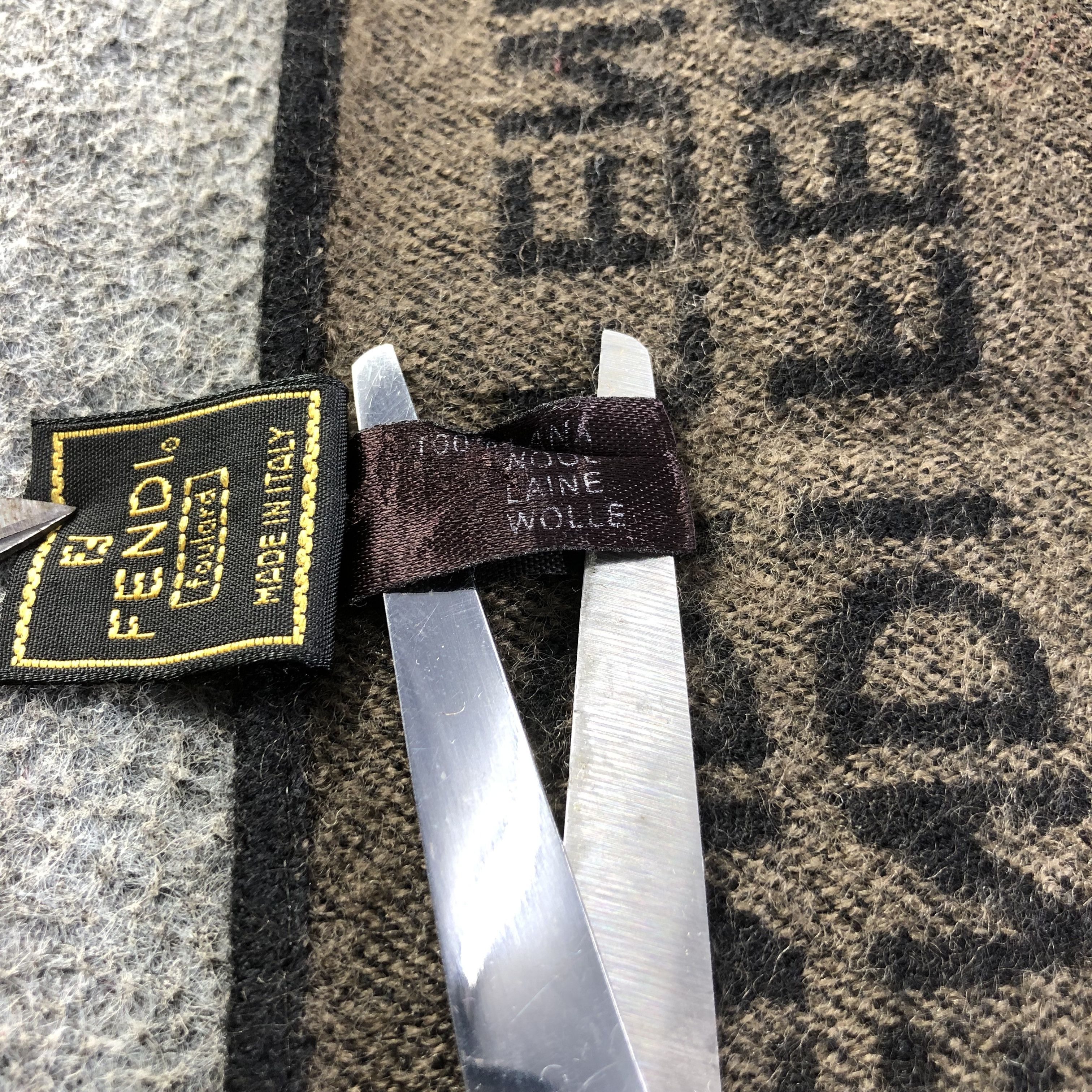Fendi Fendi Wool Scarf Muffler V1735 Size ONE SIZE - 7 Thumbnail