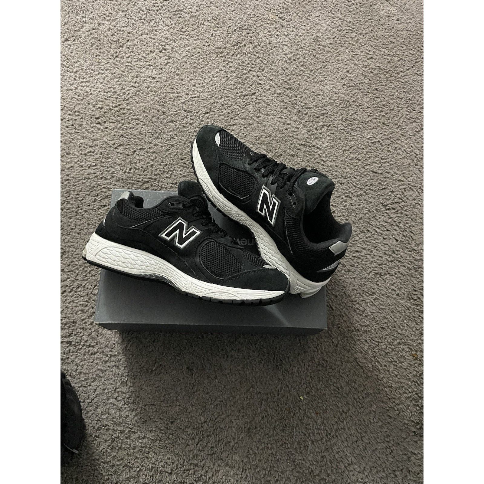 New Balance Size 6.5m- New Balance 2002R Sneakers M2002RJB Black White Size US 5.5 / EU 38 - 3 Thumbnail