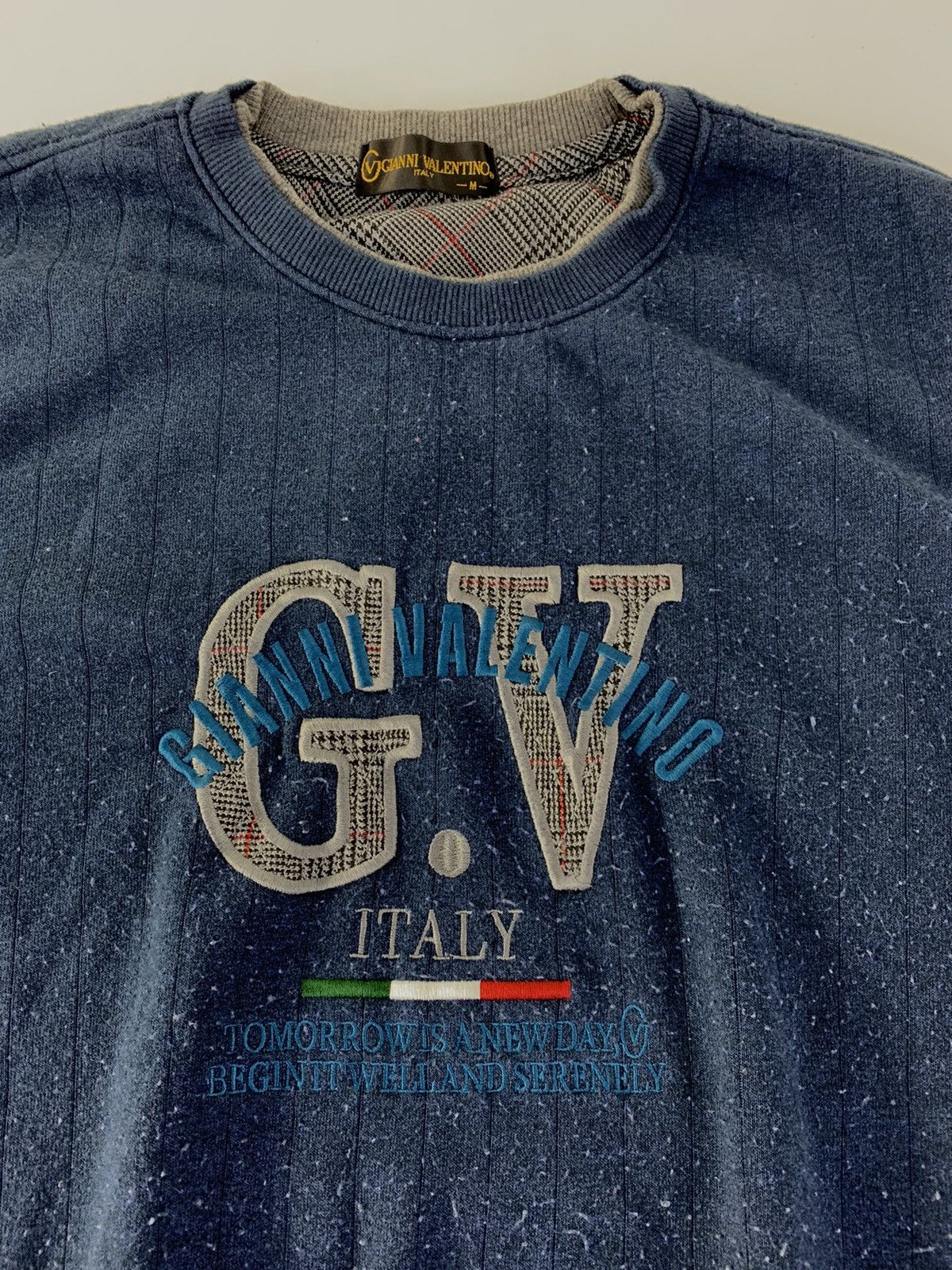 Gianni Valentino 90s Gianni Valentino GV Italy Embroidery Logo Sweatshirt Size US M / EU 48-50 / 2 - 3 Thumbnail