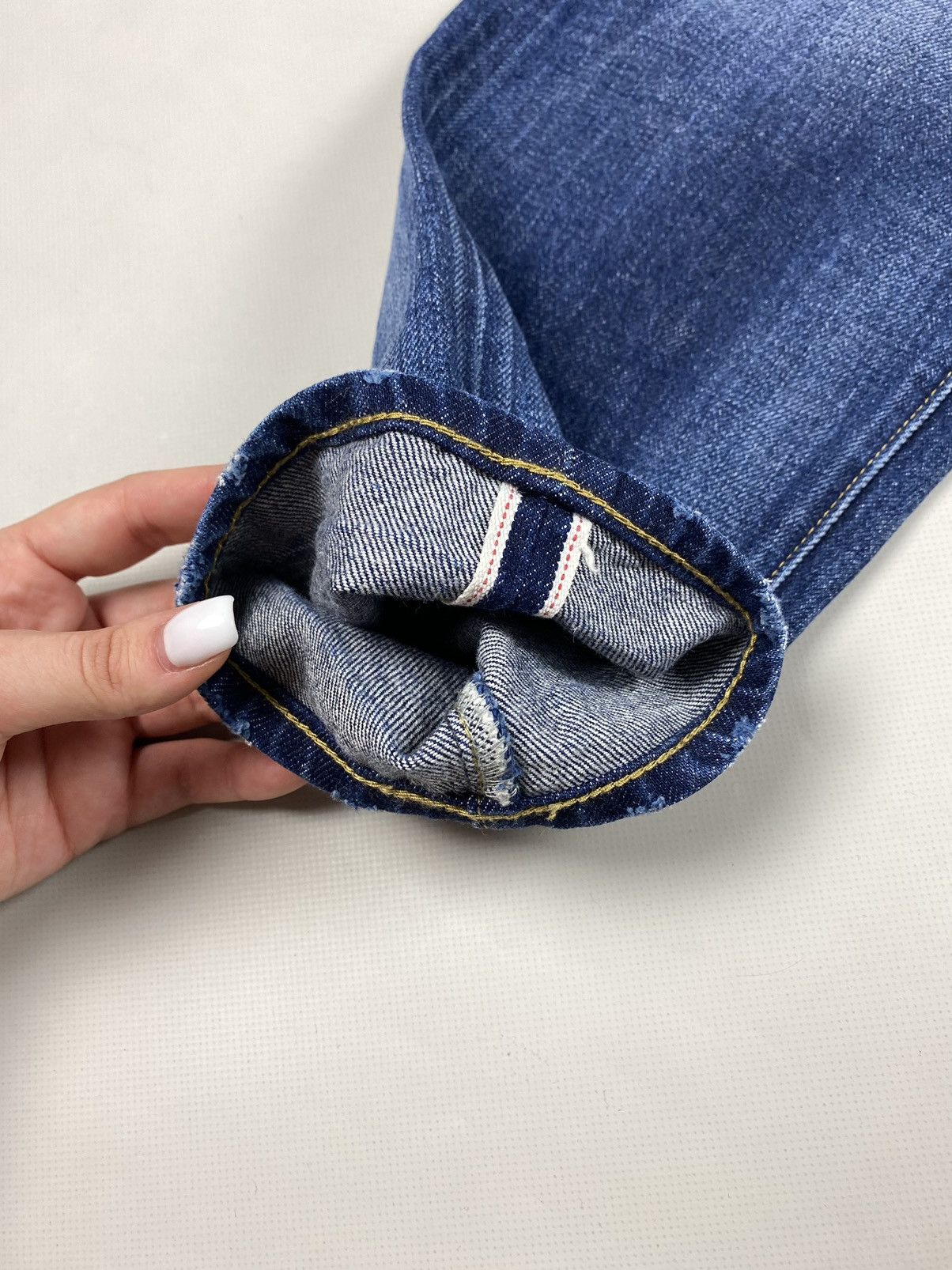 Uniqlo Uniqlo Japanese Selvedge denim men’s boyfriend tapered jeans Size US 27 - 9 Thumbnail