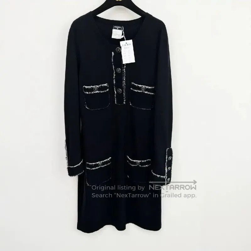 Chanel Chanel Black Cashmere Long Sleeve Dress . Size M / US 6-8 / IT 42-44 - 1 Thumbnail