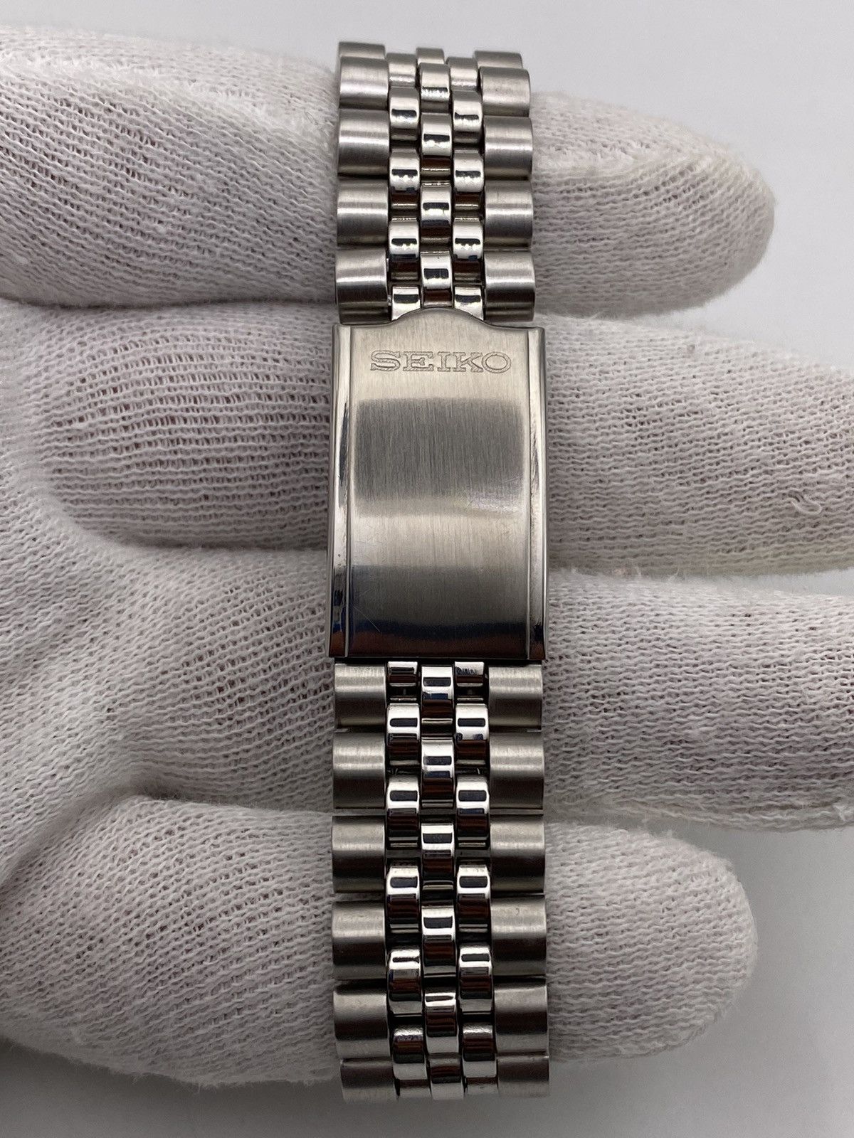 Seiko Seiko 5 Automatic 7009 Fluted Bezel Men’s Wristwatch Size 36 - 9 Thumbnail
