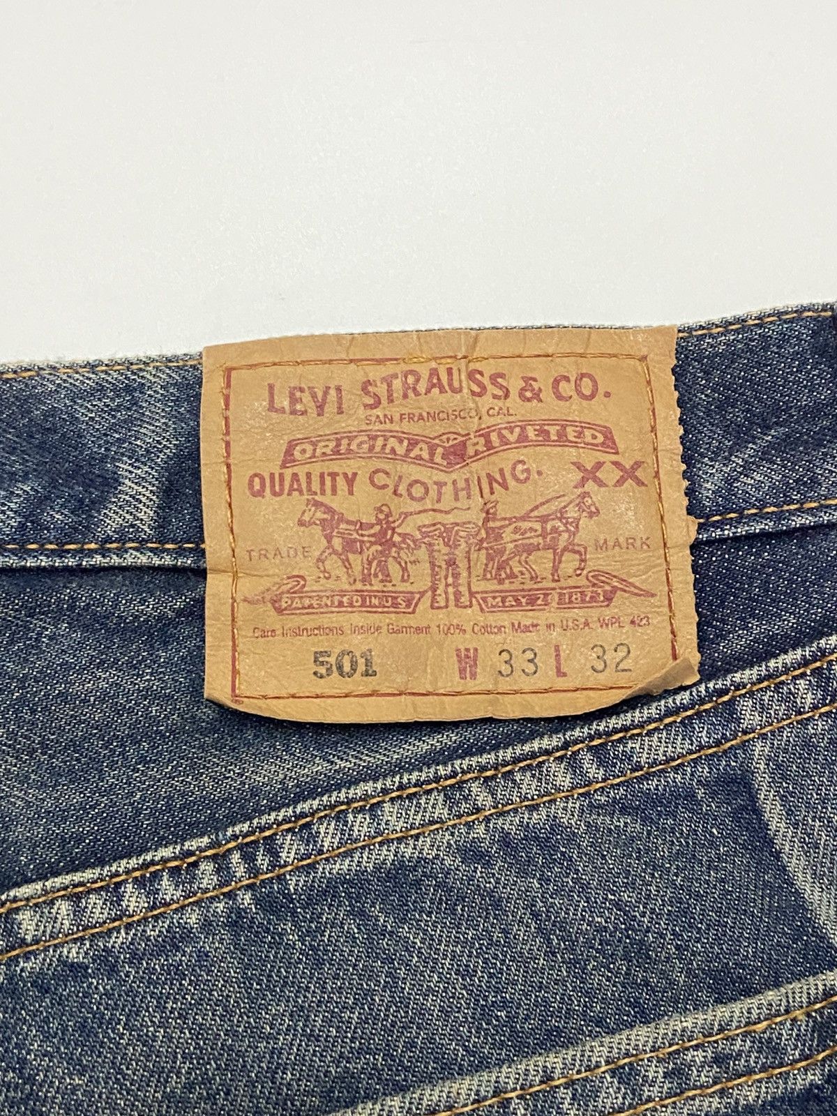 Levi's LEVI'S 501 DISTRESSED JEANS Size US 33 - 6 Thumbnail
