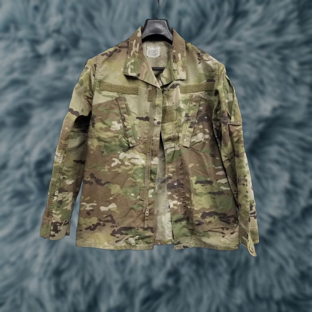Vintage US Army Combat Jacket Men's 36R Green Woodland Camouflage Cotton Canvas Button Up Jacket Size US XXS / EU 40 - 1 Thumbnail
