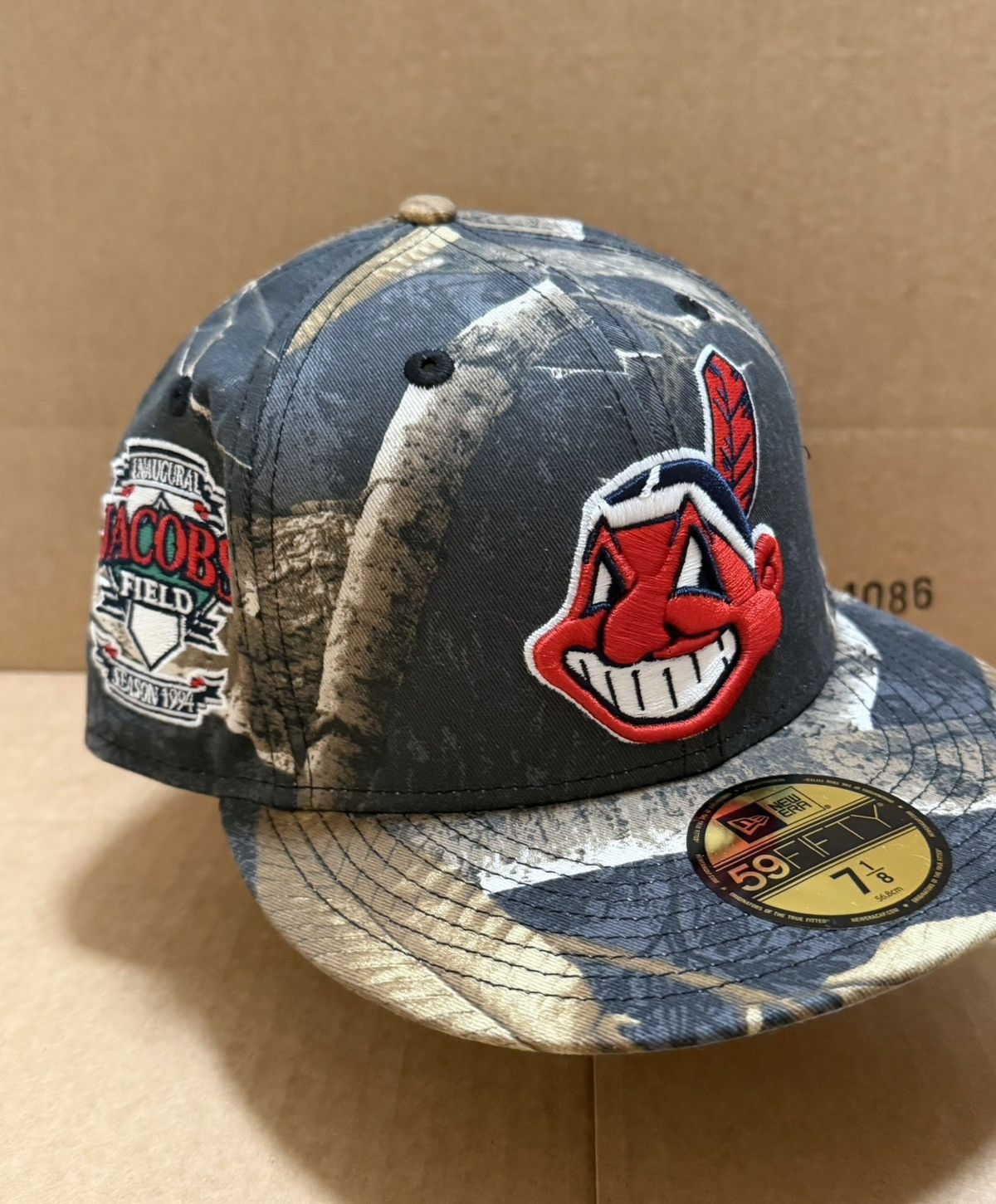 New Era Cleveland Indians Chief Wahoo x Real Tree x Lids 7 1/8 Size ONE SIZE - 2 Thumbnail