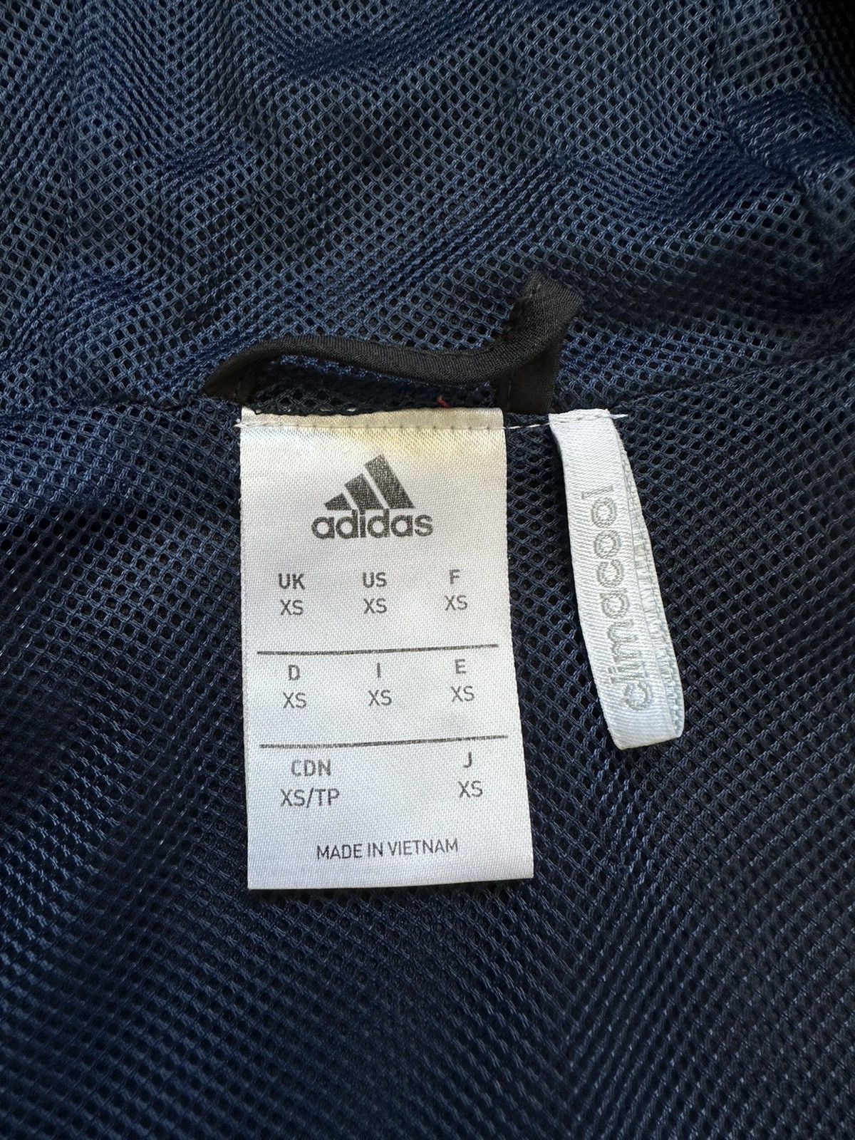 Adidas Adidas Manchester United Lightweight Jacket Hooded Size US XS / EU 42 / 0 - 9 Thumbnail