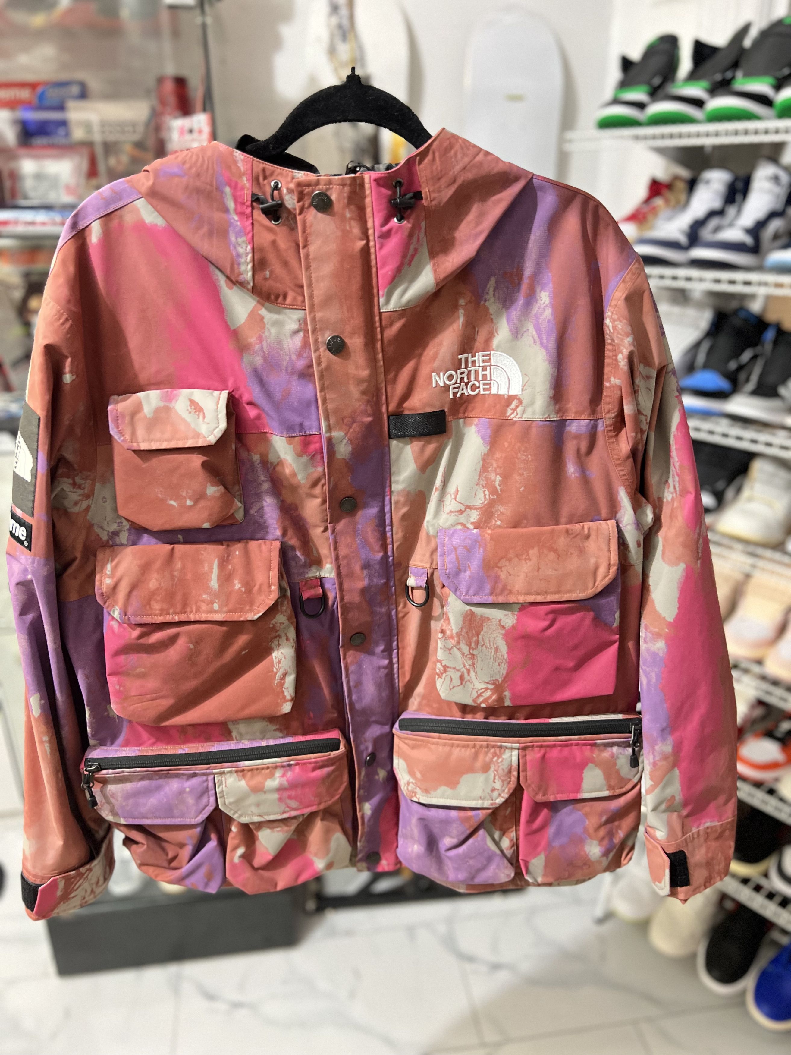 Supreme × The North Face Supreme The North Face Cargo Jacket Pink 