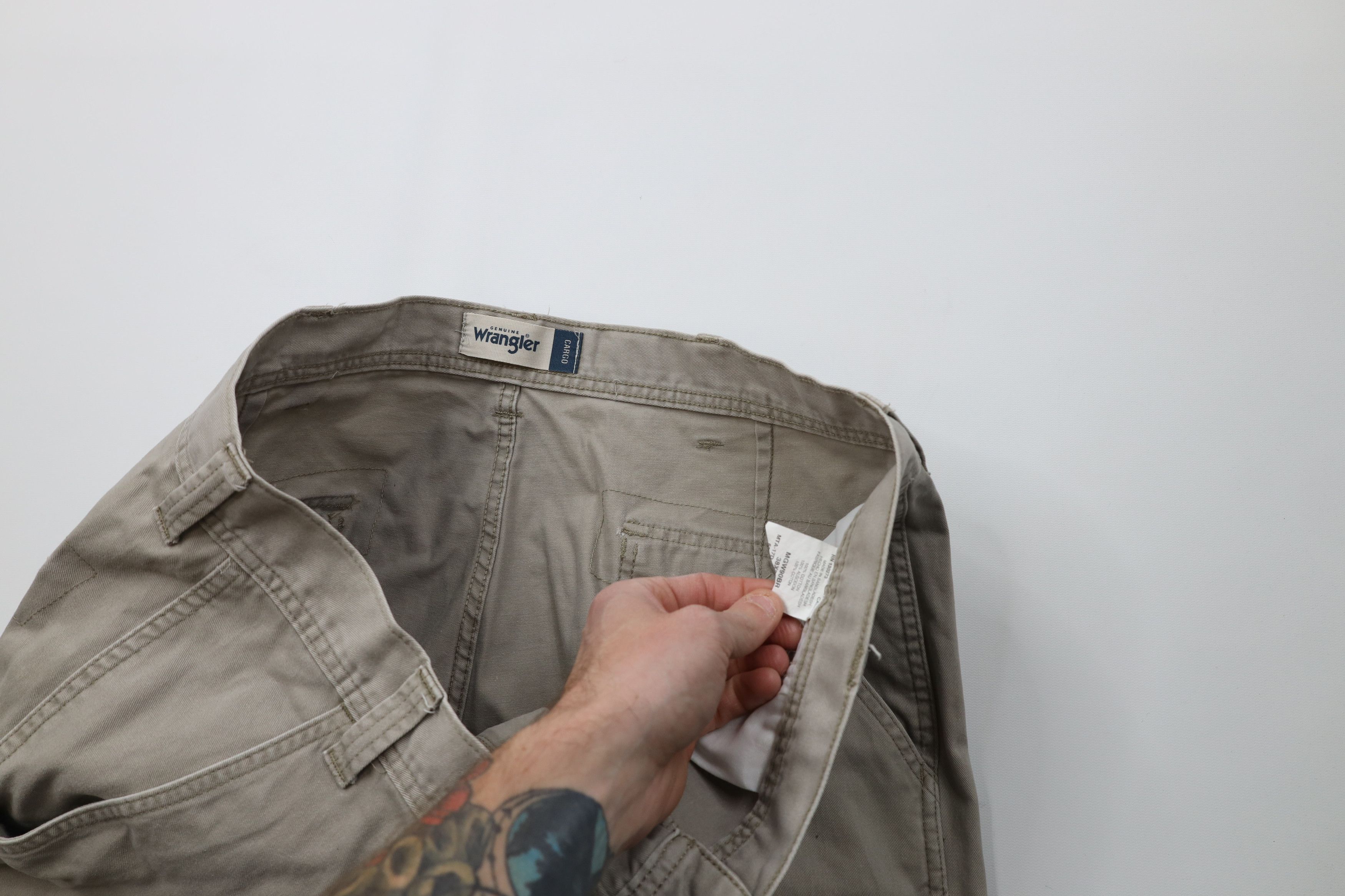 Wrangler Vintage Y2K Wrangler Baggy Wide Leg Cargo Pants Beige Cotton Size US 38 / EU 54 - 7 Thumbnail