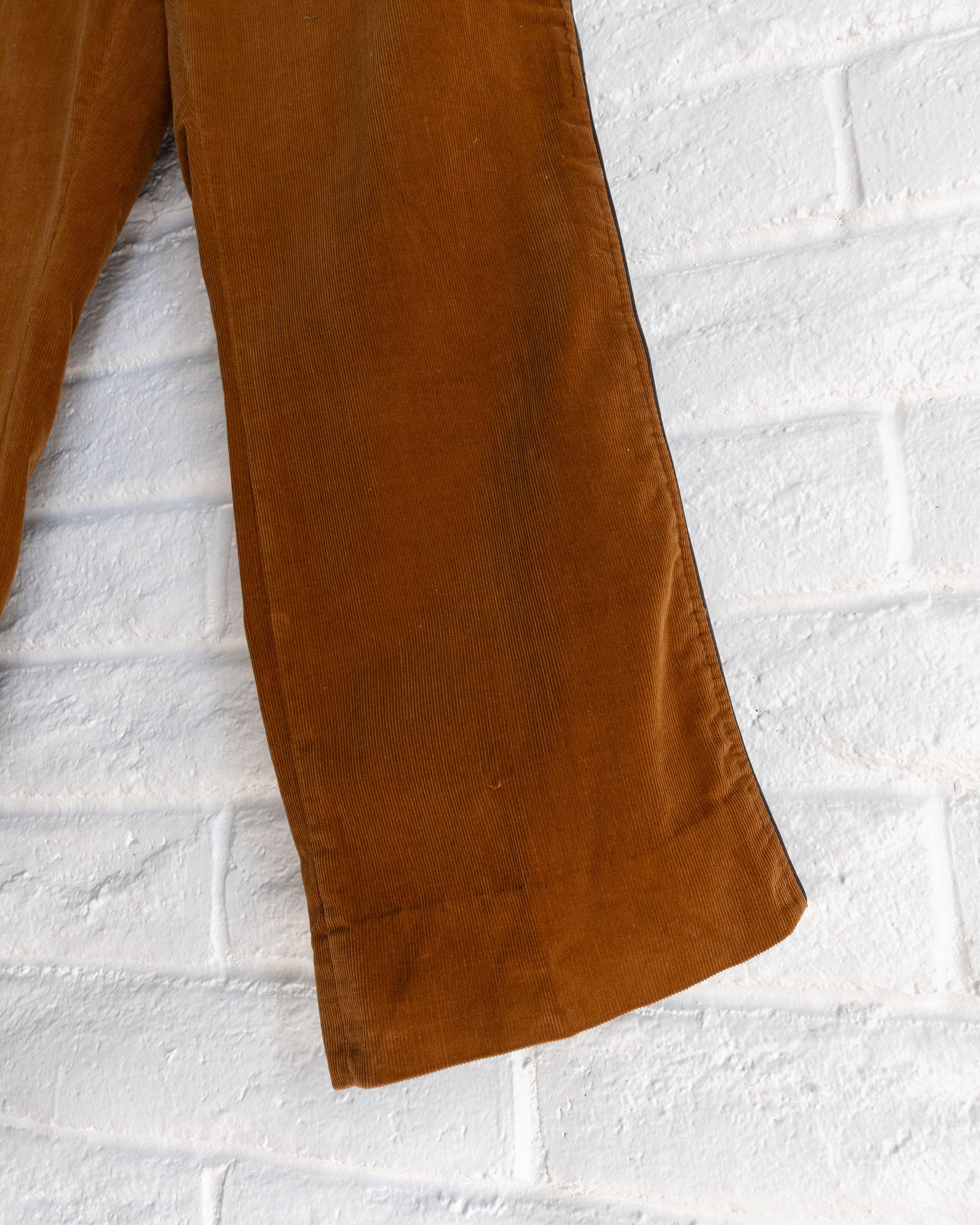 Vintage Vintage 1970s Brown Corduroy Trouser Pants Leather Trim Size US 34 / EU 50 - 13 Thumbnail