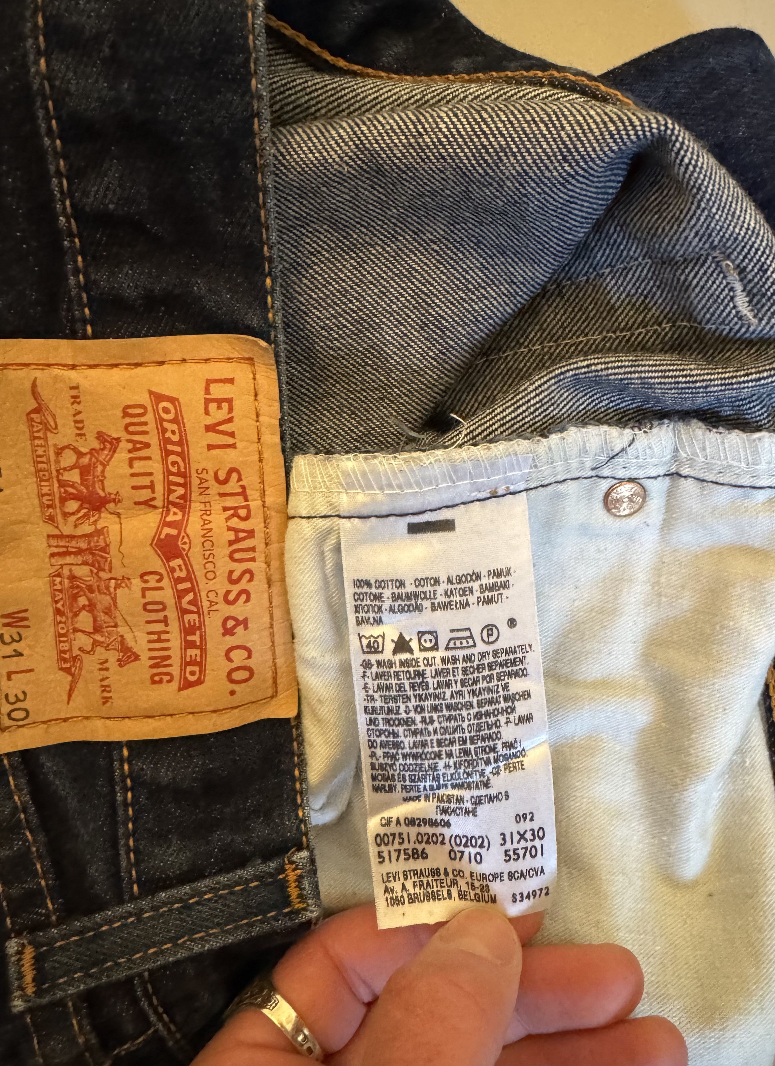 Levi's Vintage 2000s Levis 751 Denim Jeans 31x30 Size US 31 - 6 Thumbnail