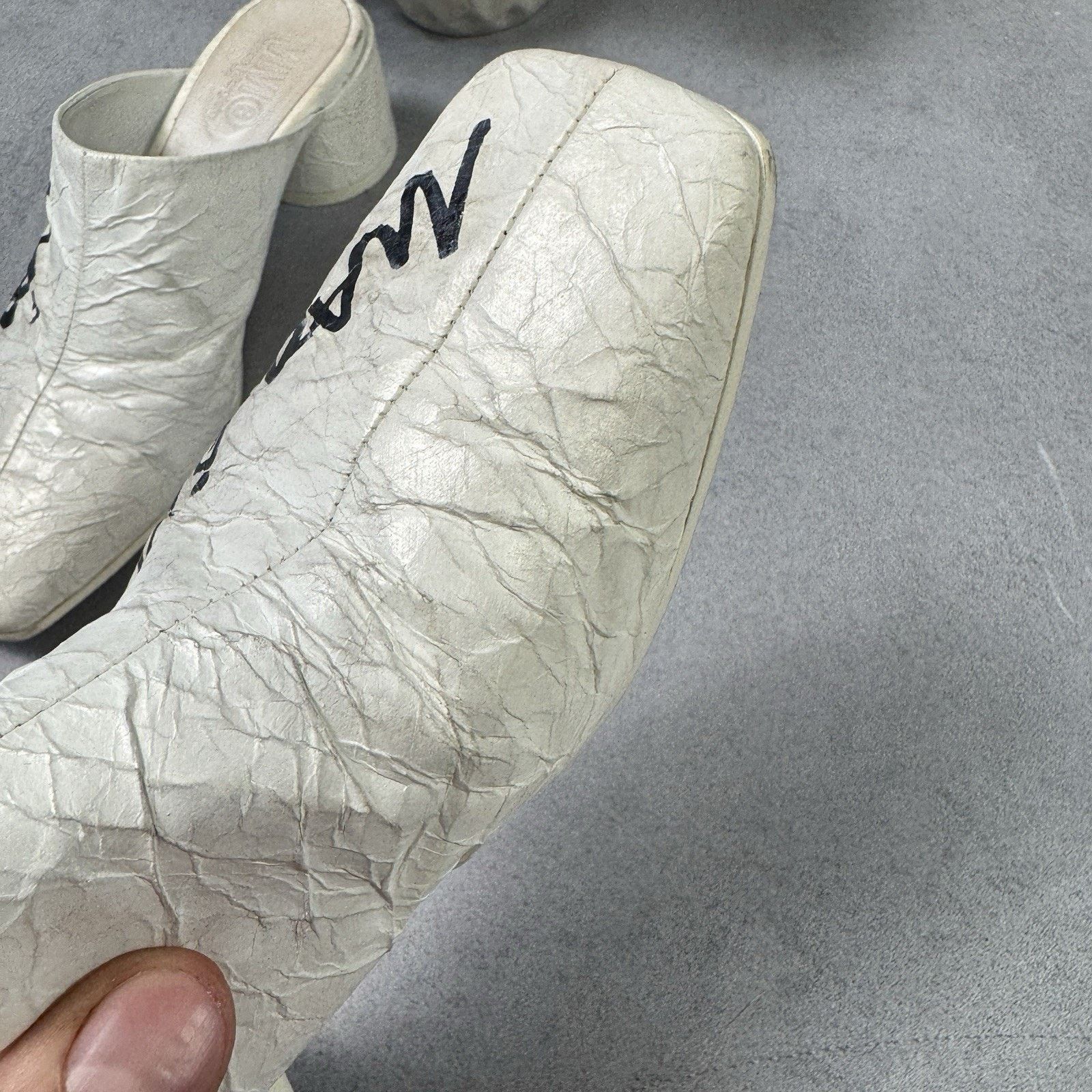 Maison Margiela Maison Margiela MM6 Mules White Size 37 Clogs US 7 Size US 7 / IT 37 - 15 Thumbnail