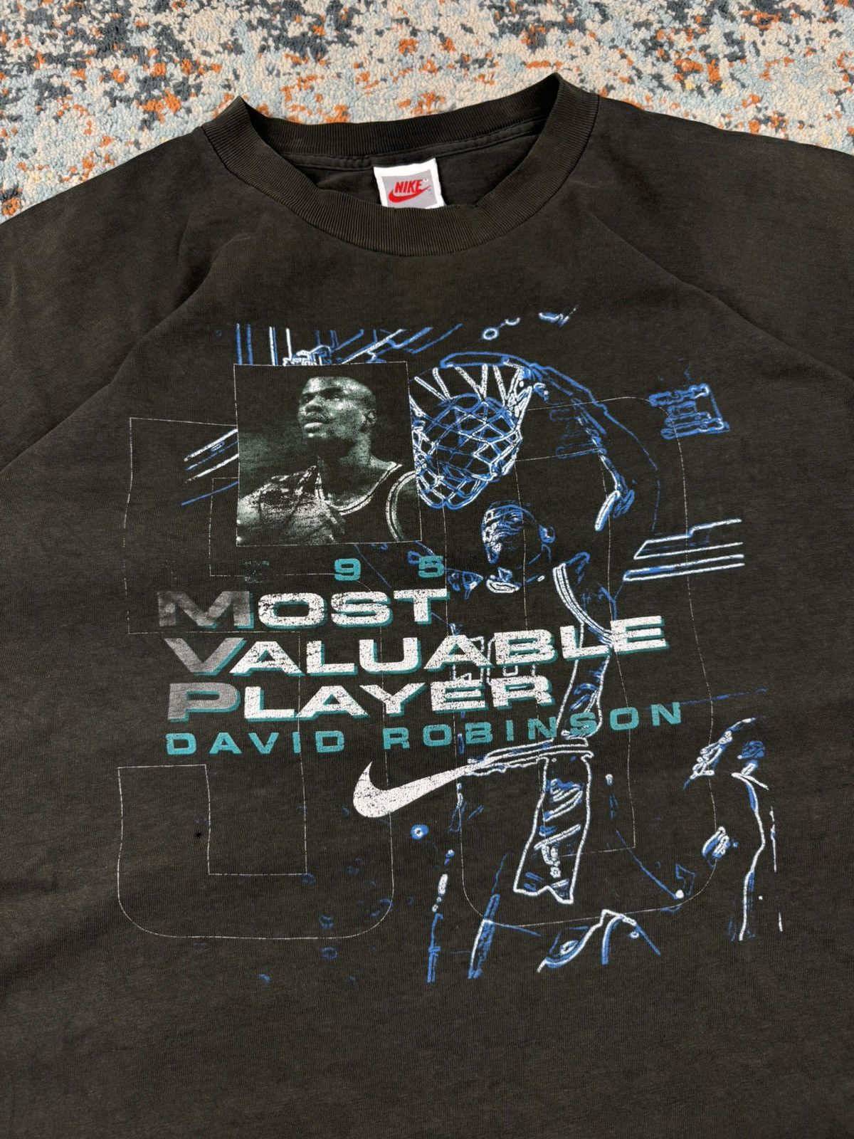 Nike Vintage 1995 Nike David Robinson basketball faded washed tee Size US XXL / EU 58 / 5 - 5 Thumbnail
