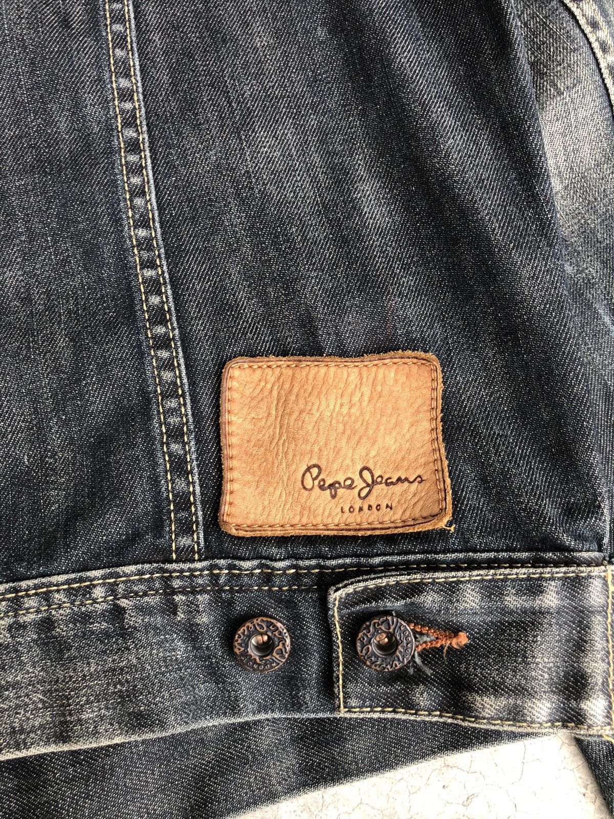 Pepe Jeans Vintage Pepe Jeans Denim Jacket Distressed Jeans Size US L / EU 52-54 / 3 - 16 Thumbnail