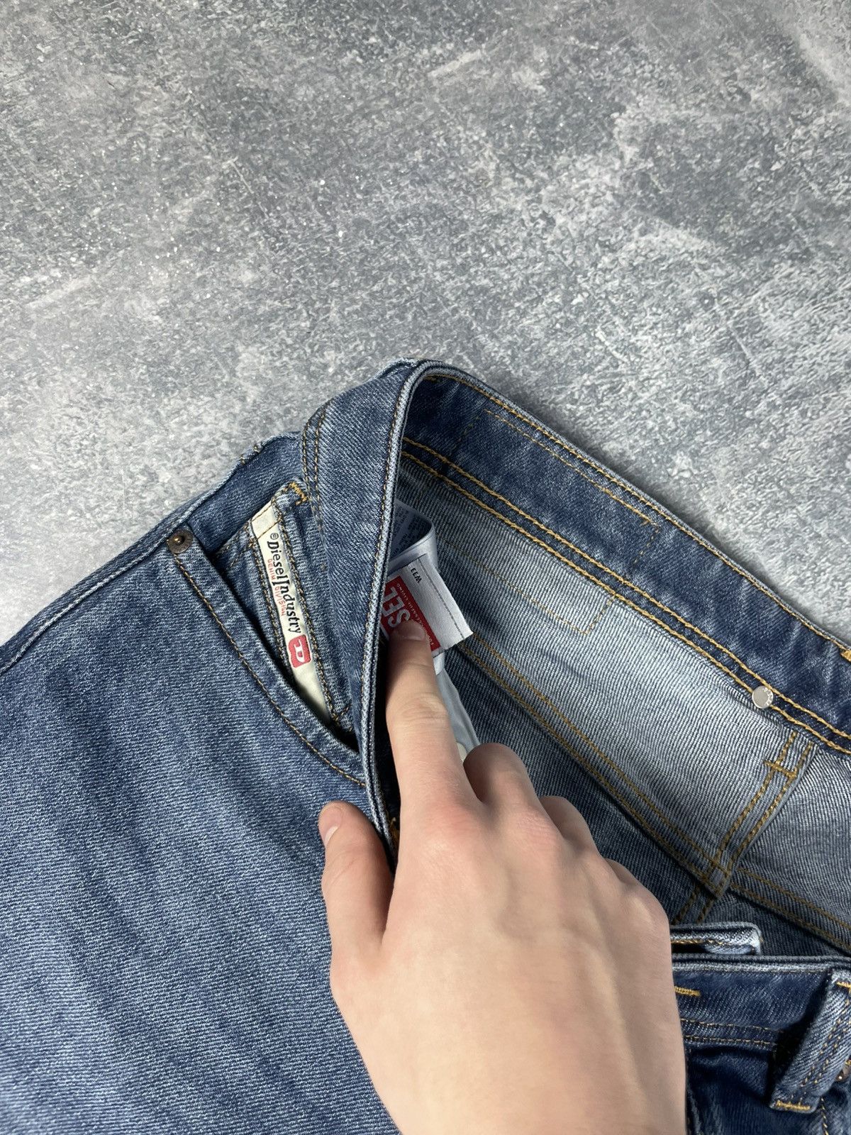 Diesel Diesel Industry regulated regular denim jeans Size US 33 - 8 Thumbnail