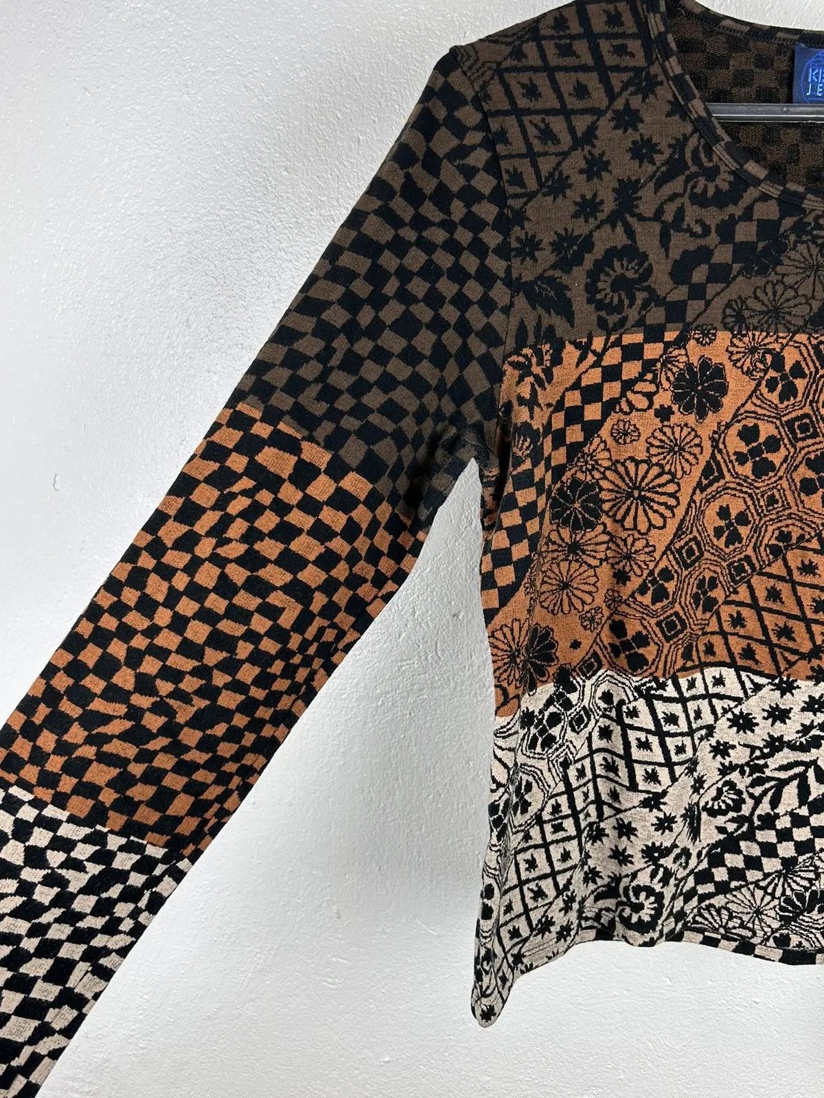 Kenzo 90s Vintage Kenzo Abstract Ornament Long Sleeve Pullover Size M / US 6-8 / IT 42-44 - 4 Thumbnail