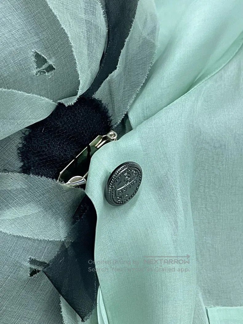 Chanel Chanel Floral Brooch Long Sleeve Shirt. Size US M / EU 48-50 / 2 - 6 Thumbnail