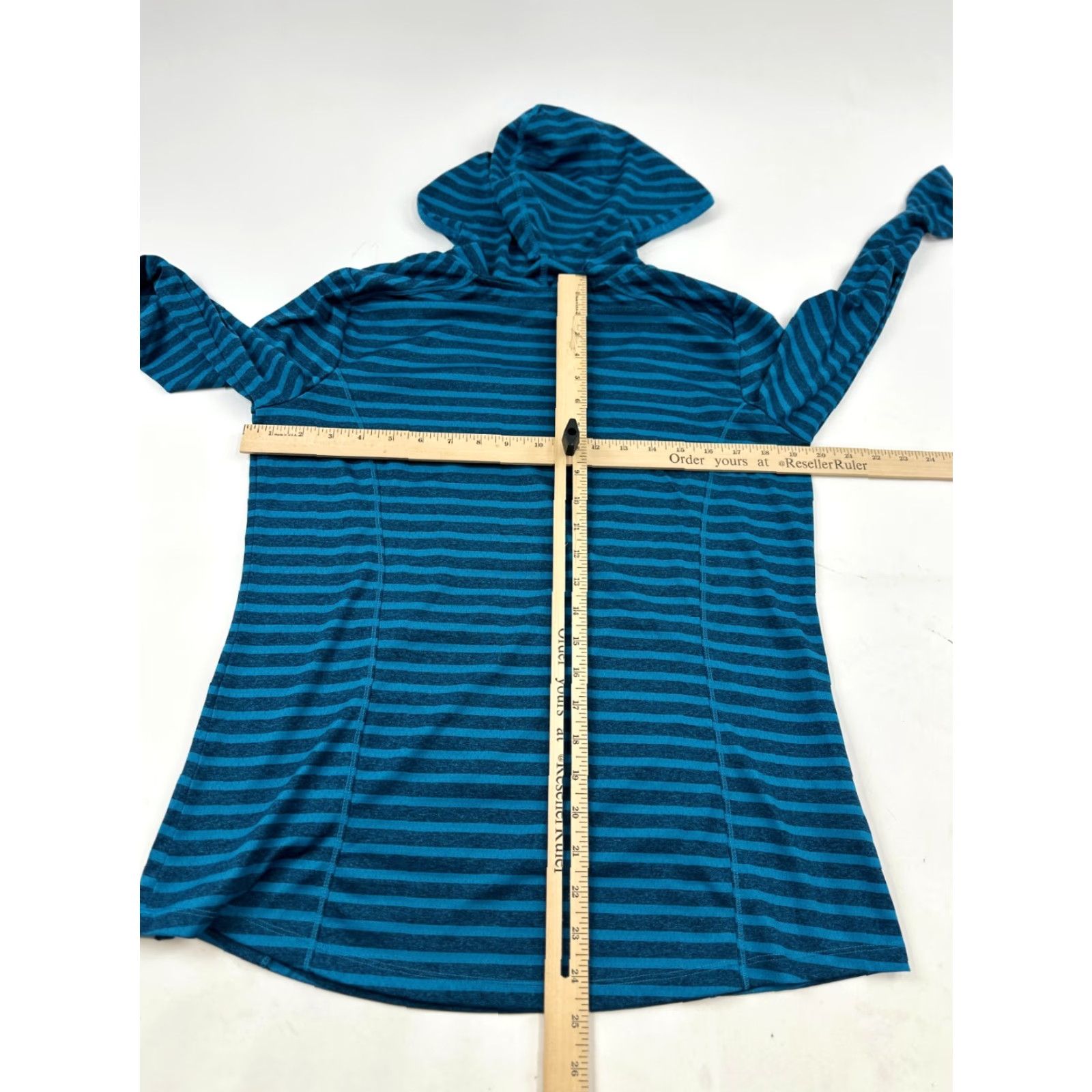 Eddie Bauer Eddie Bauer Shirt Womens Large Blue Stripe Activewear Hooded Pullover Top Size L / US 10 / IT 46 - 6 Thumbnail