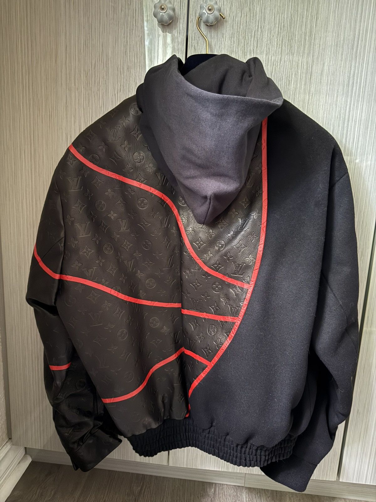 Louis Vuitton Louis Vuitton NBA Wool Leather Monogram Jacket Size US L / EU 52-54 / 3 - 3 Thumbnail