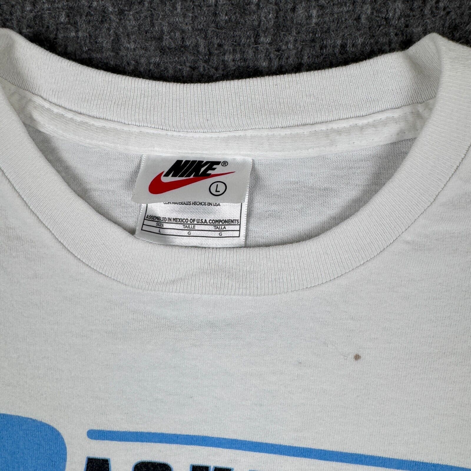 Nike Vintage Nike North Carolina Basketball Camp T-Shirt Mens L Size US L / EU 52-54 / 3 - 4 Thumbnail