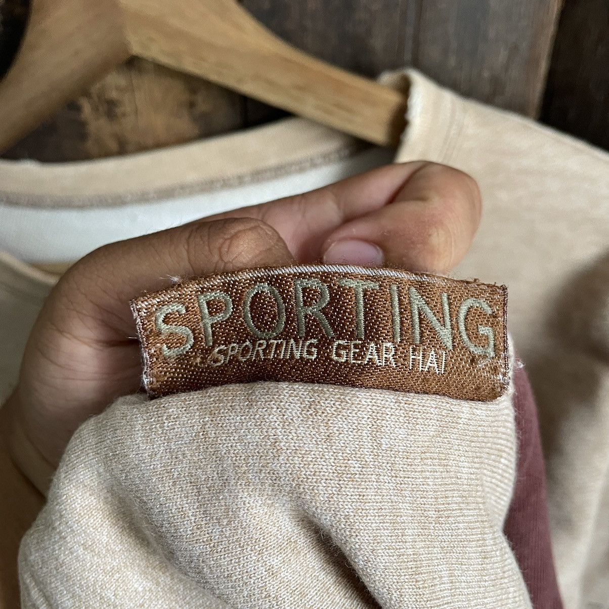 Hai Sporting Gear Vintage Distressed Hai Sporting Gear Sweatshirt Size US M / EU 48-50 / 2 - 5 Thumbnail