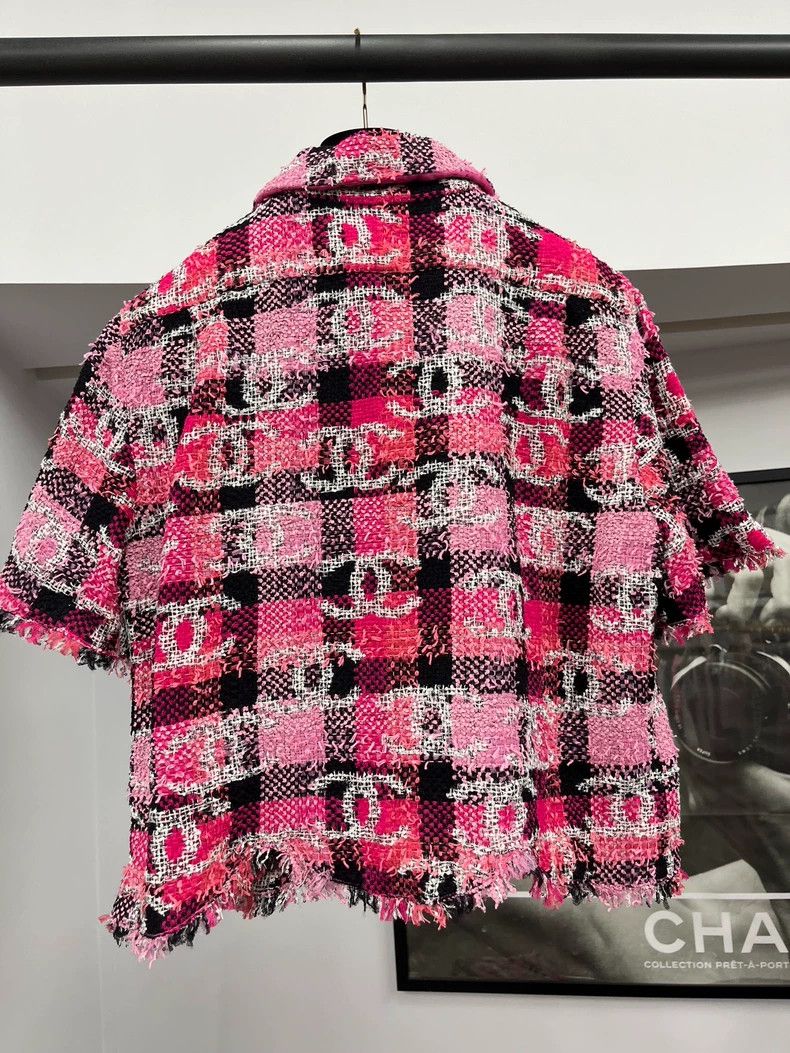 Chanel Chanel Series pink tweed plaid short sleeves Size XS / US 0-2 / IT 36-38 - 3 Thumbnail