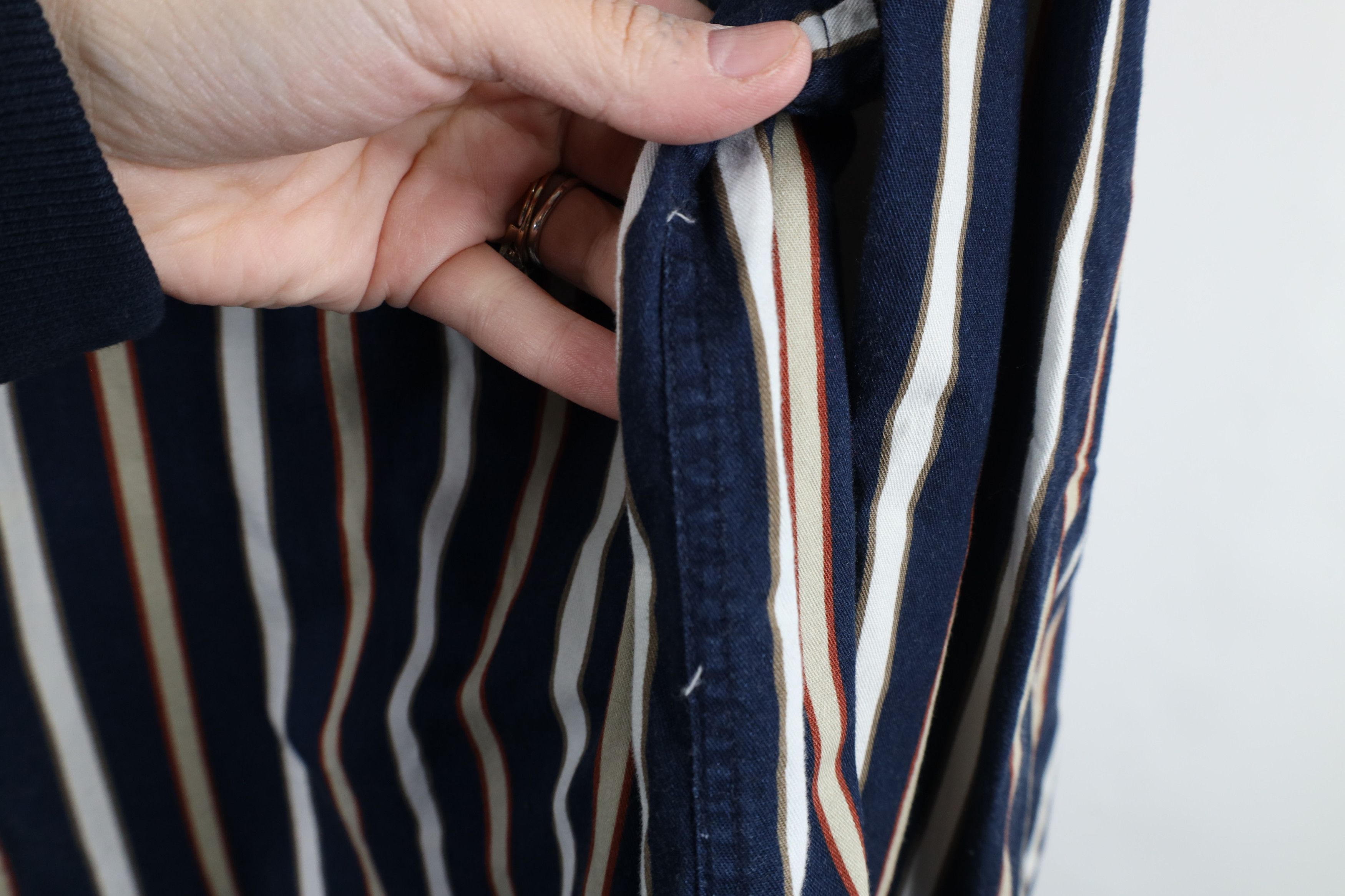 Vintage Vintage 90s Streetwear Block Collared Button Down Shirt Size US XL / EU 56 / 4 - 4 Thumbnail